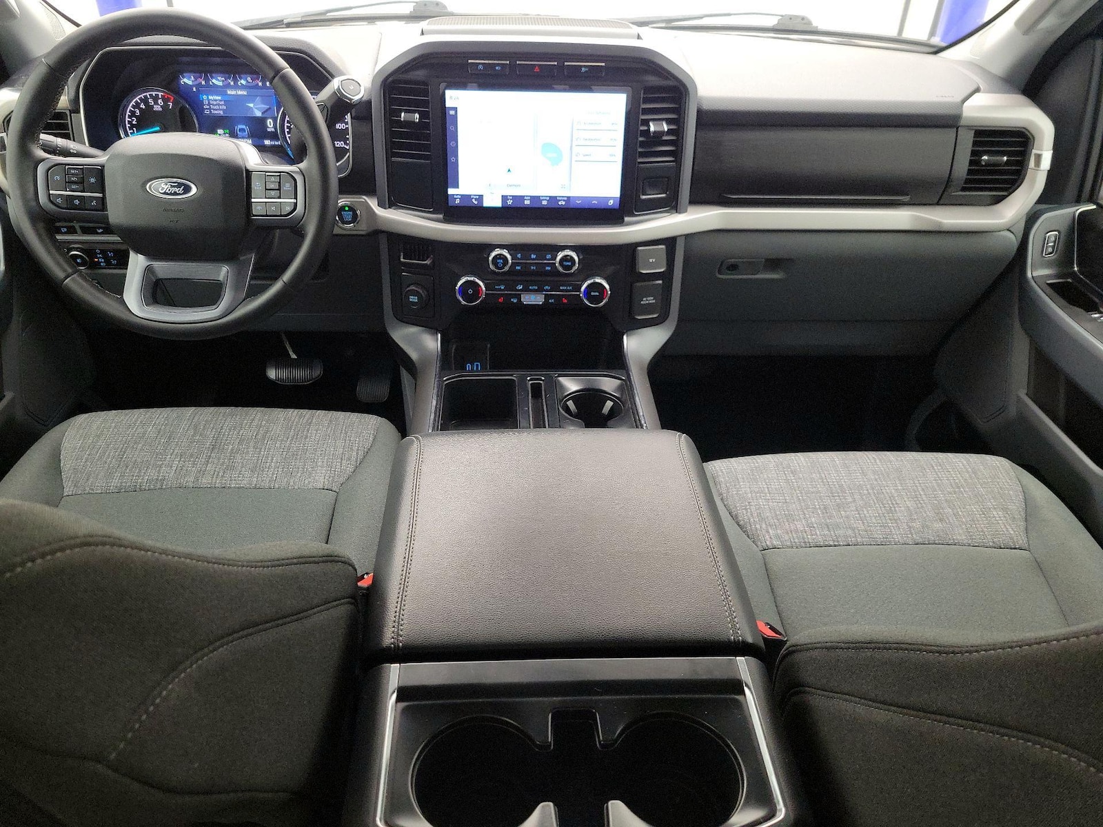 2023 Ford F-150 XLT - Photo 10