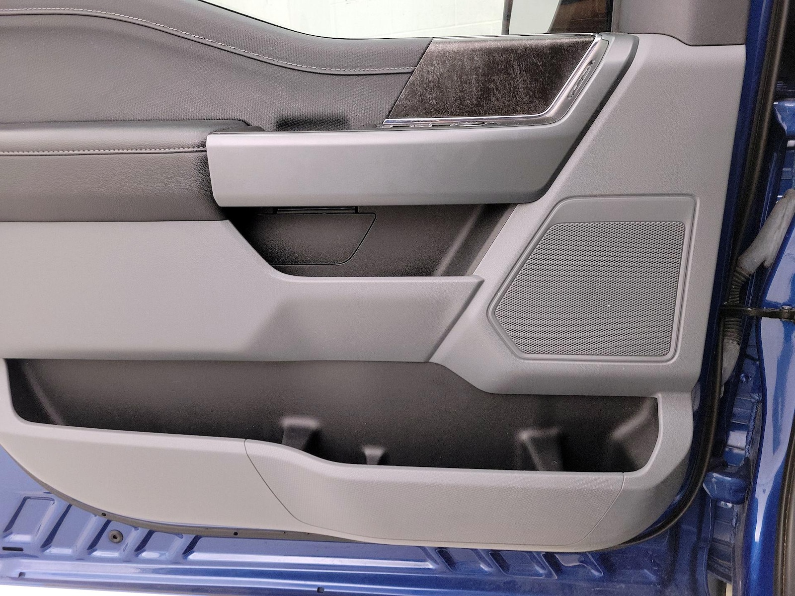2023 Ford F-150 XLT - Photo 13