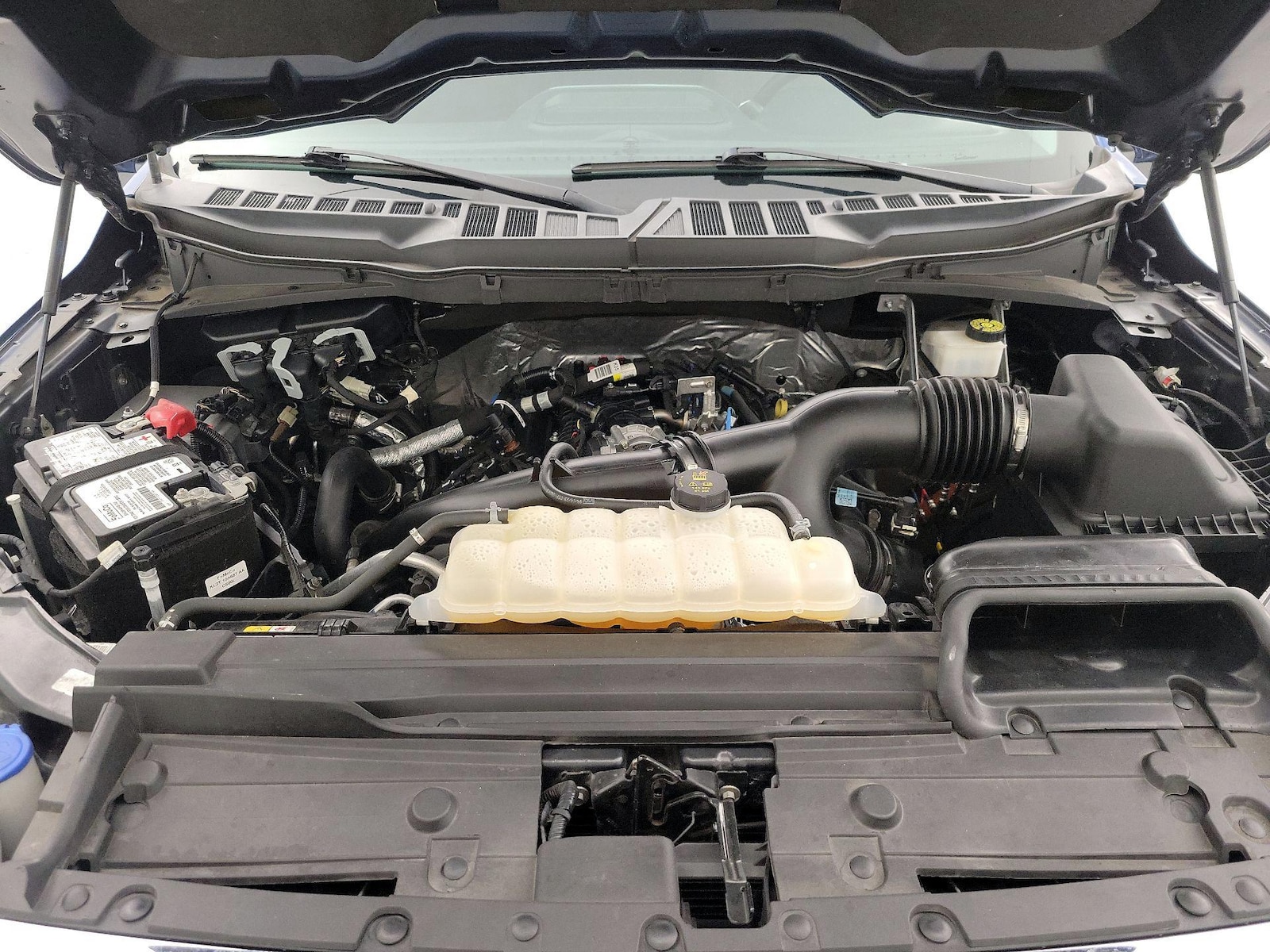 2023 Ford F-150 XLT - Photo 25