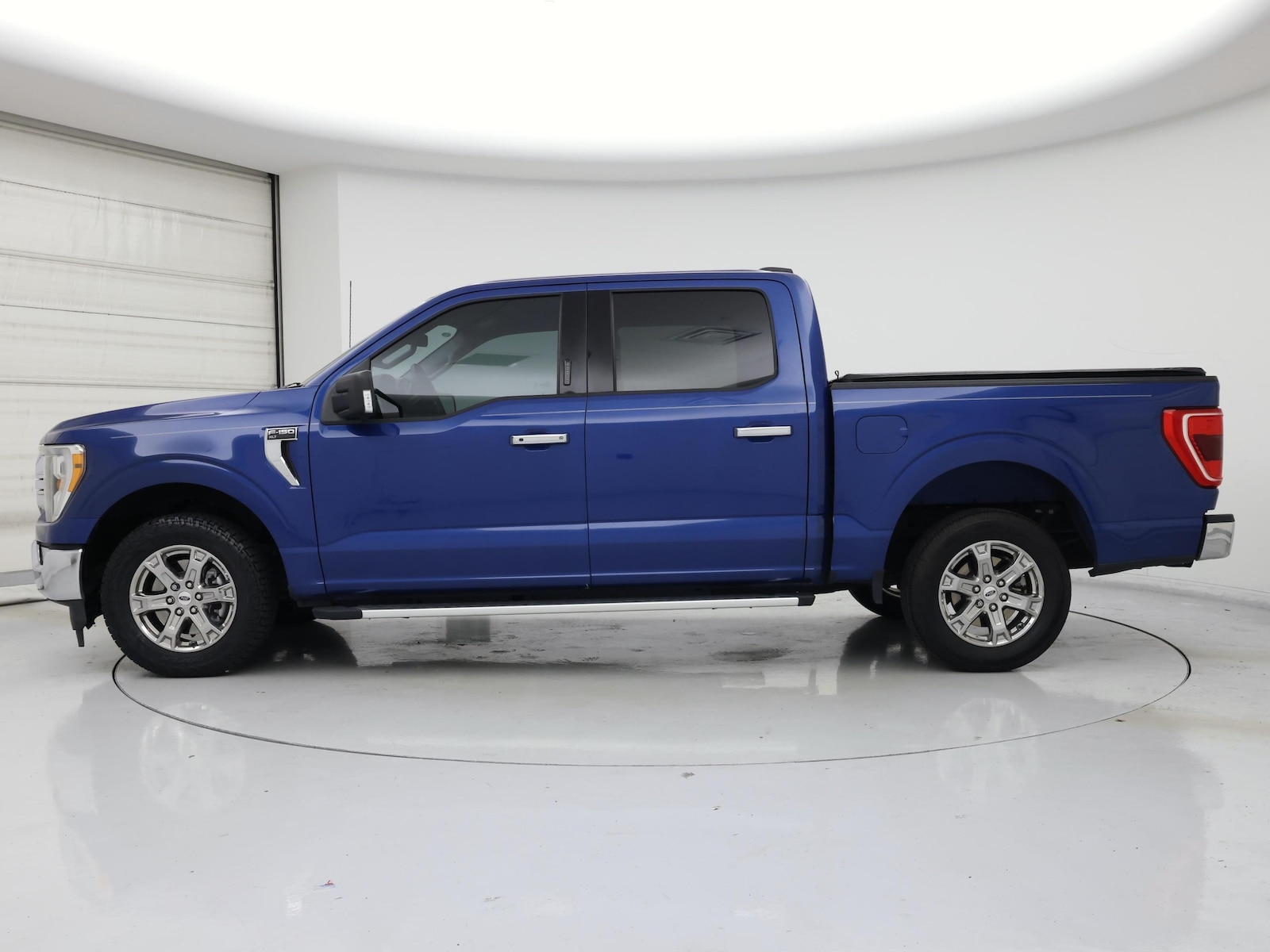 2023 Ford F-150 XLT - Photo 4