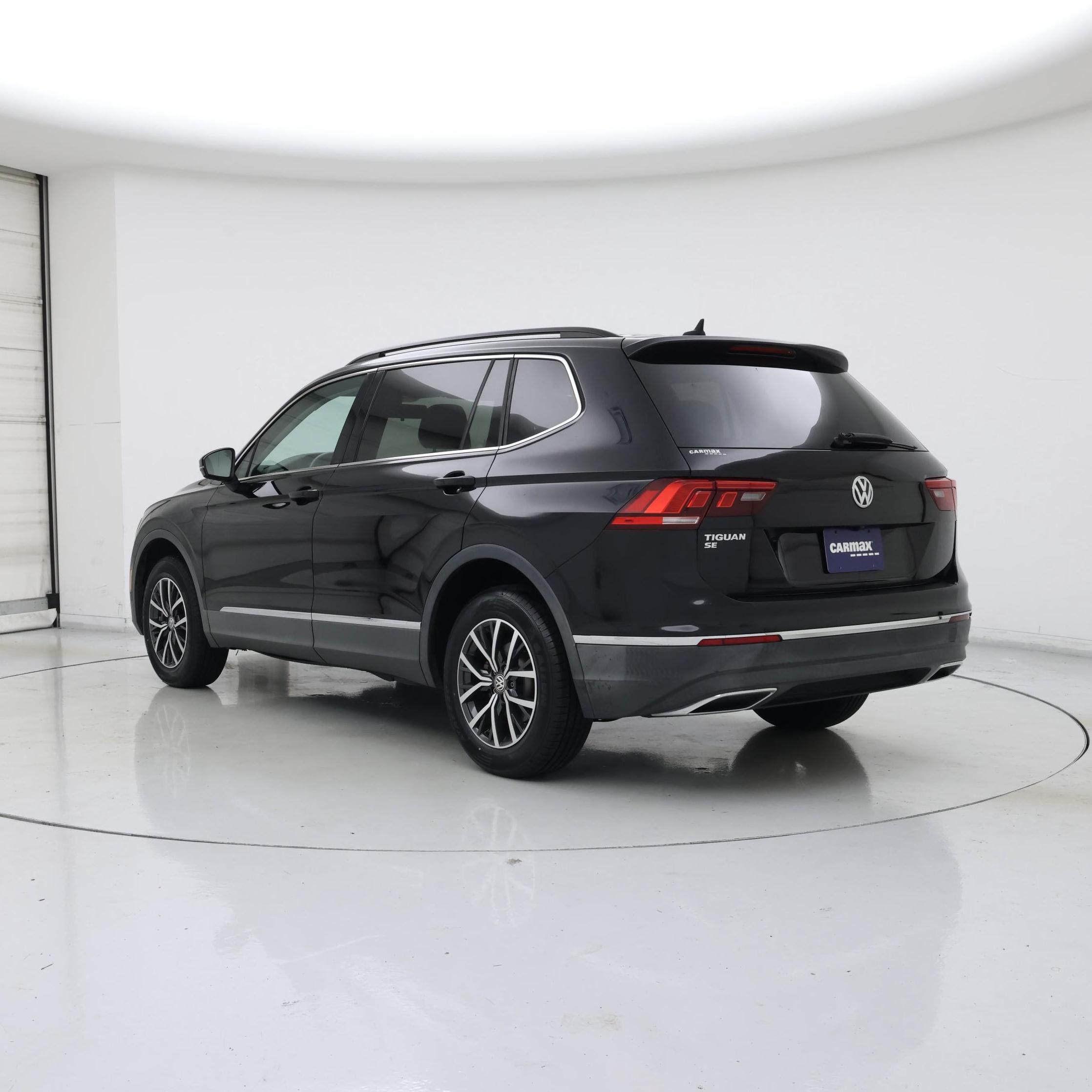 Thumbnail: 2020 Volkswagen Tiguan - 2