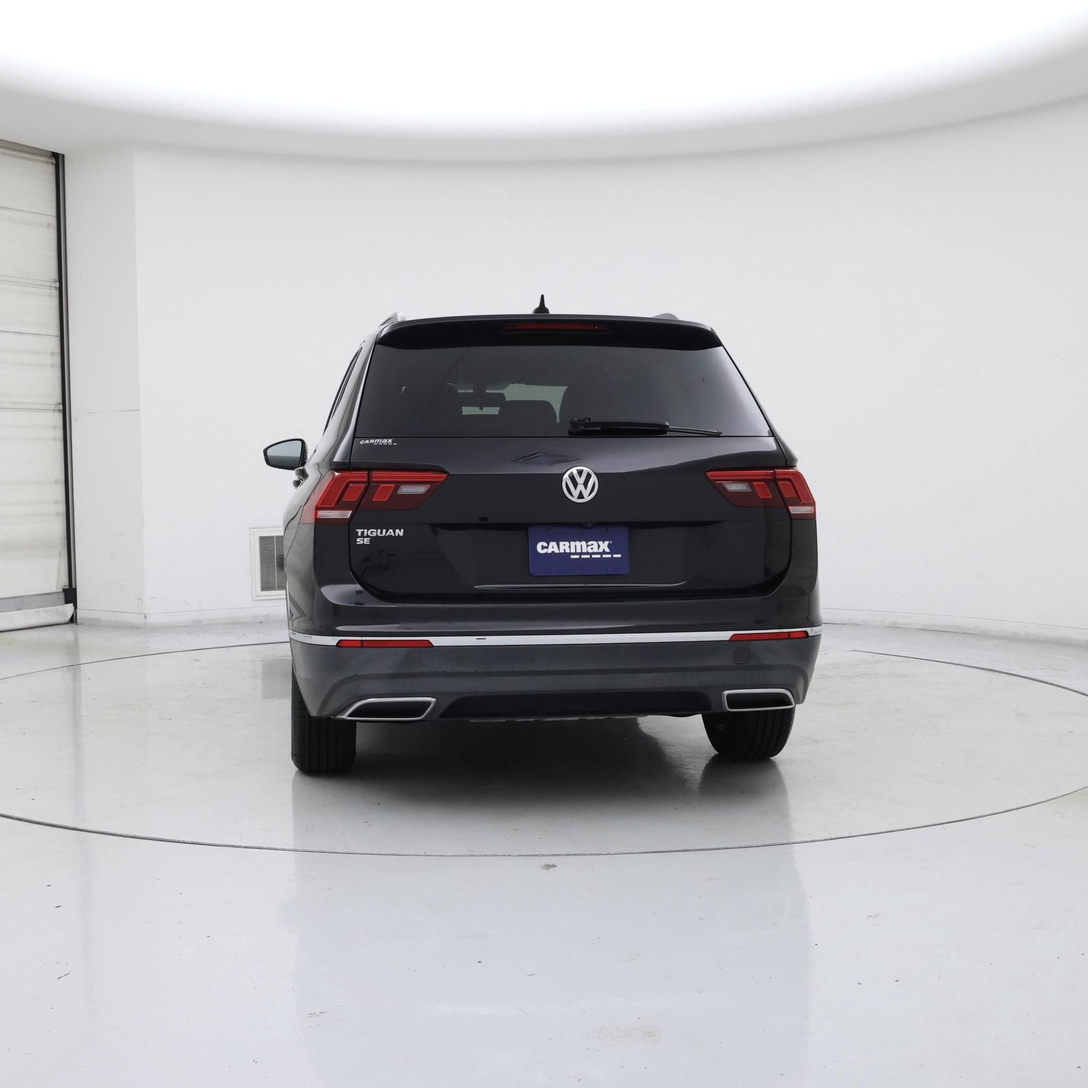 Thumbnail: 2020 Volkswagen Tiguan - 6