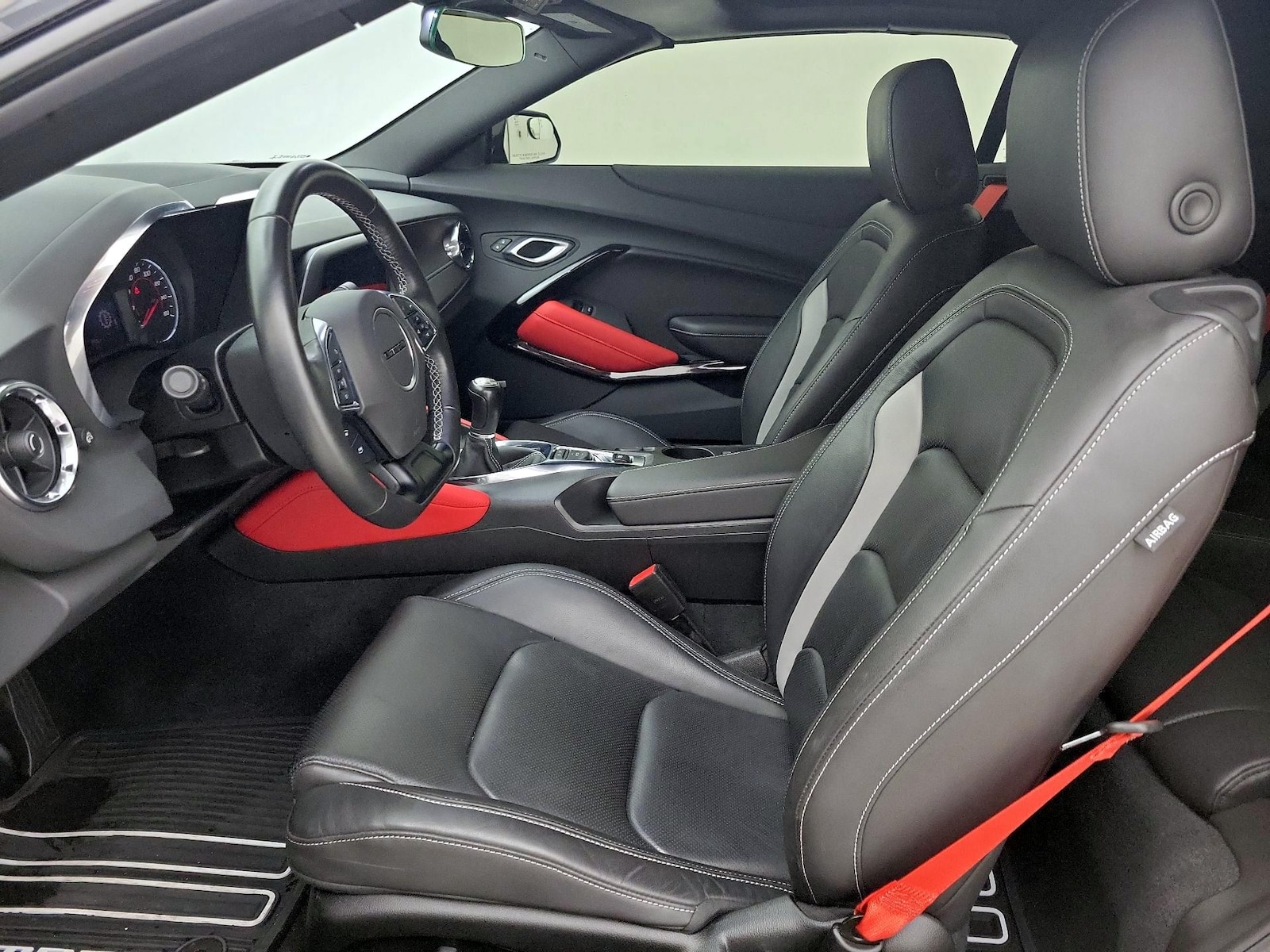 2022 Chevrolet Camaro 2LT - Photo 12