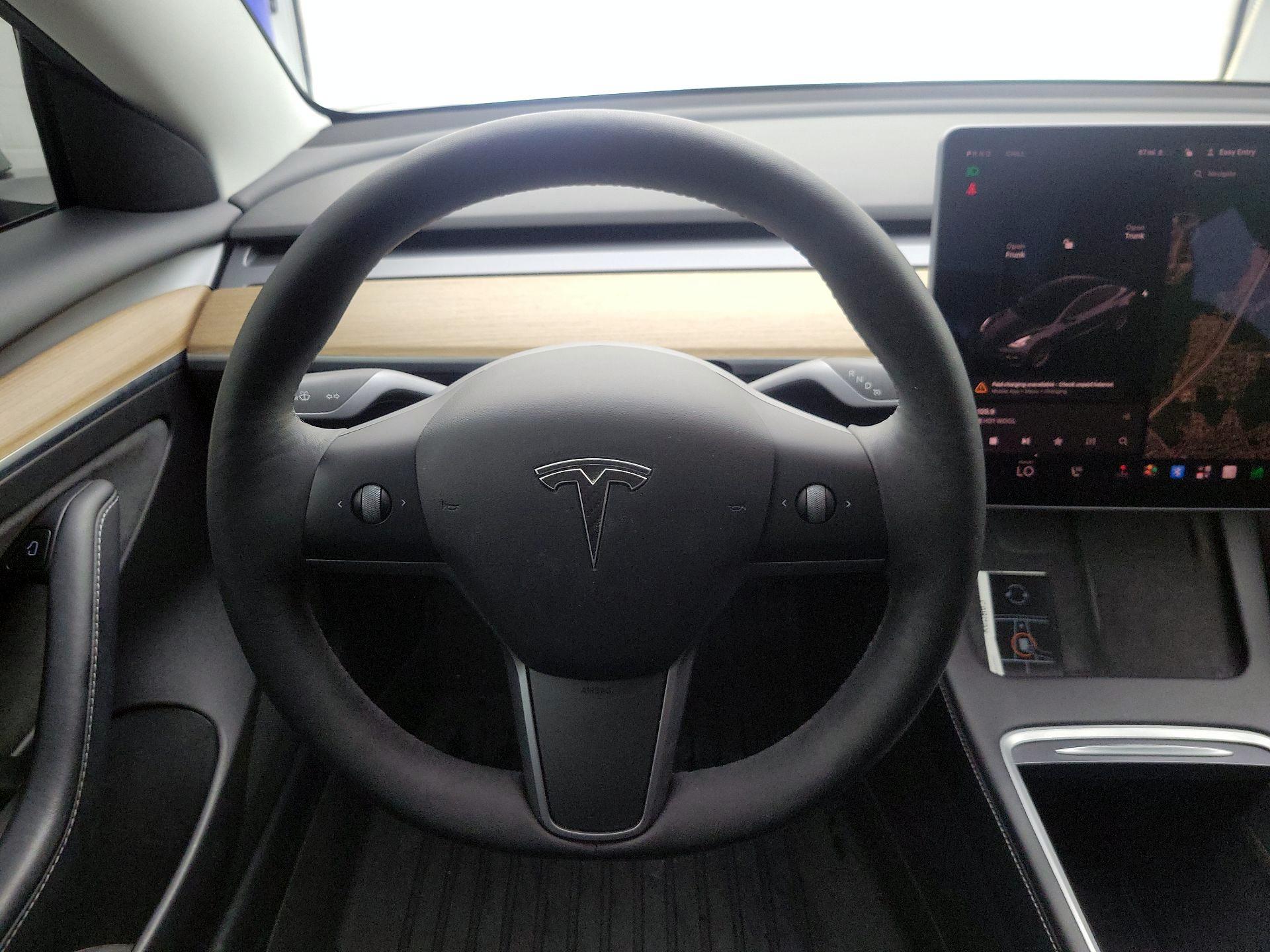 Thumbnail: 2021 Tesla Model 3 - 10