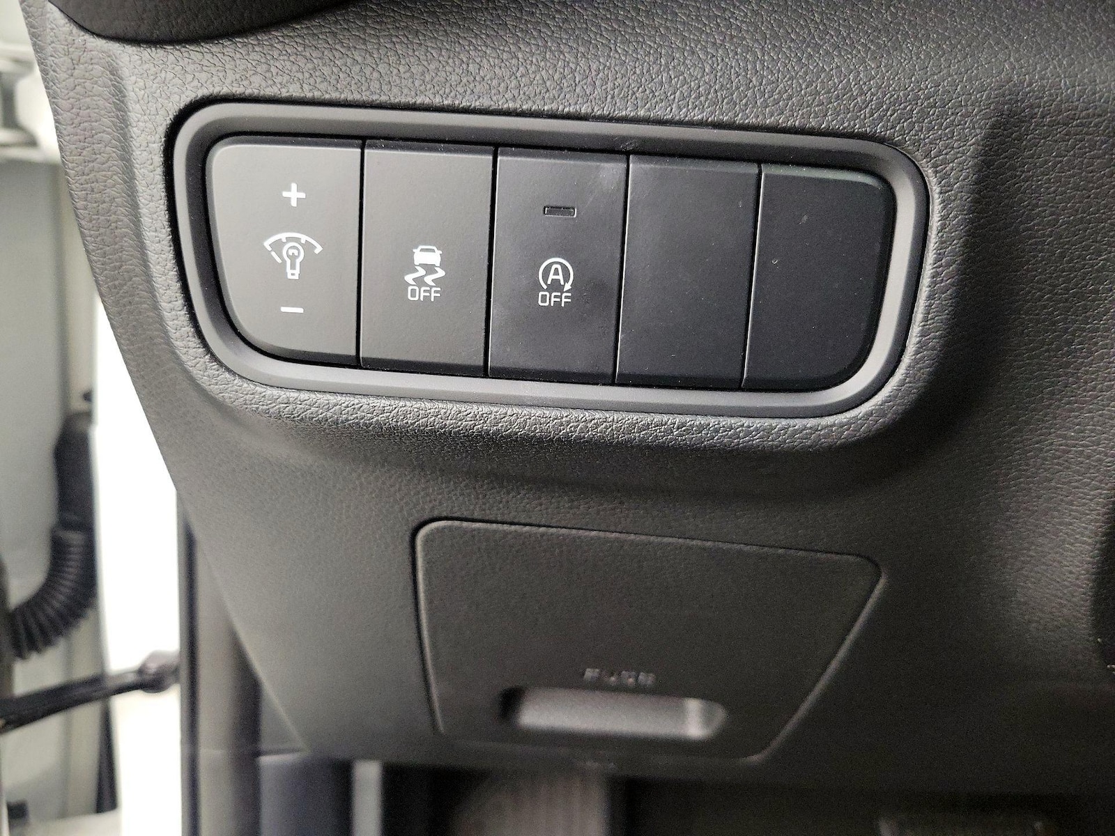 2023 Kia Soul LX - Photo 14
