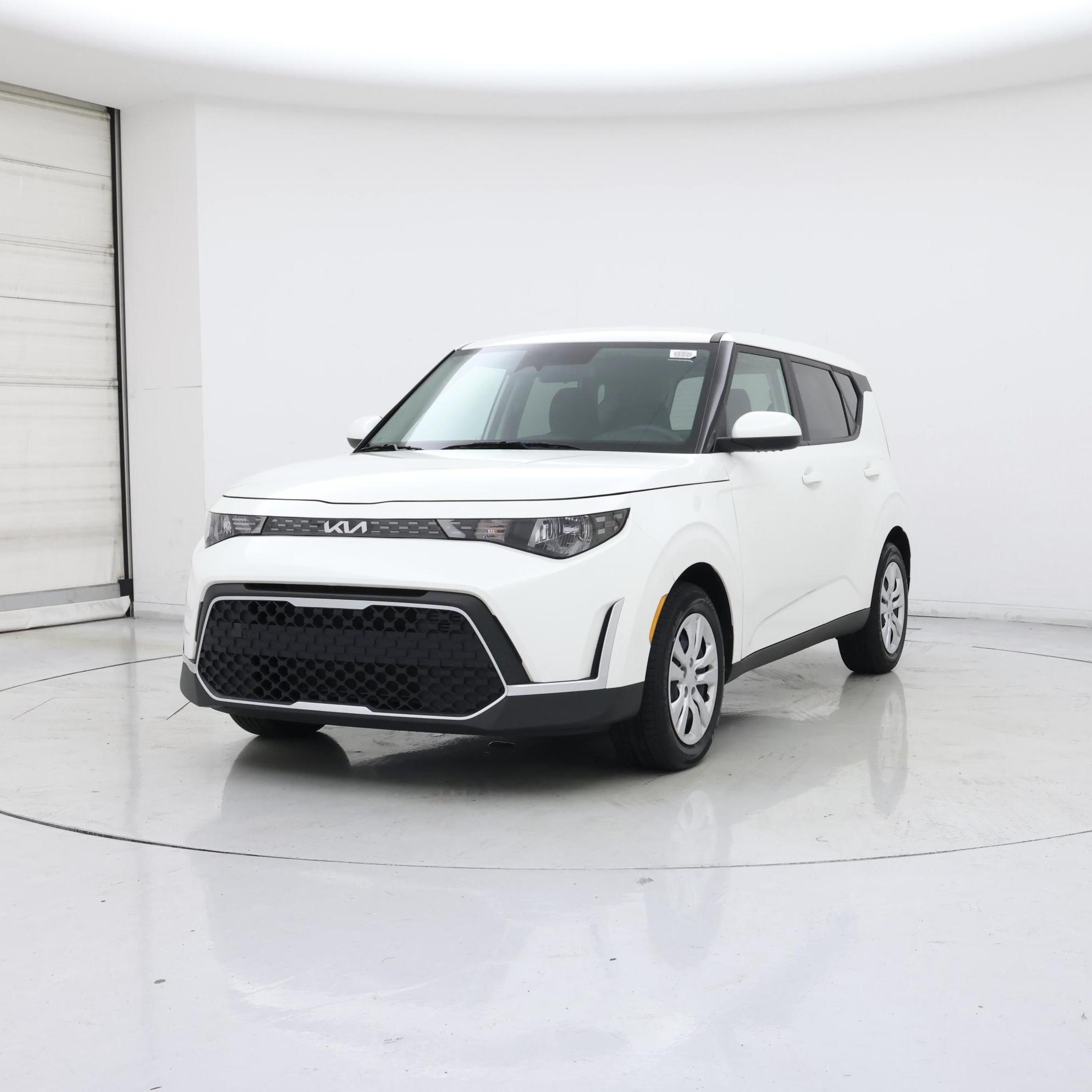 Thumbnail: 2023 Kia Soul - 4
