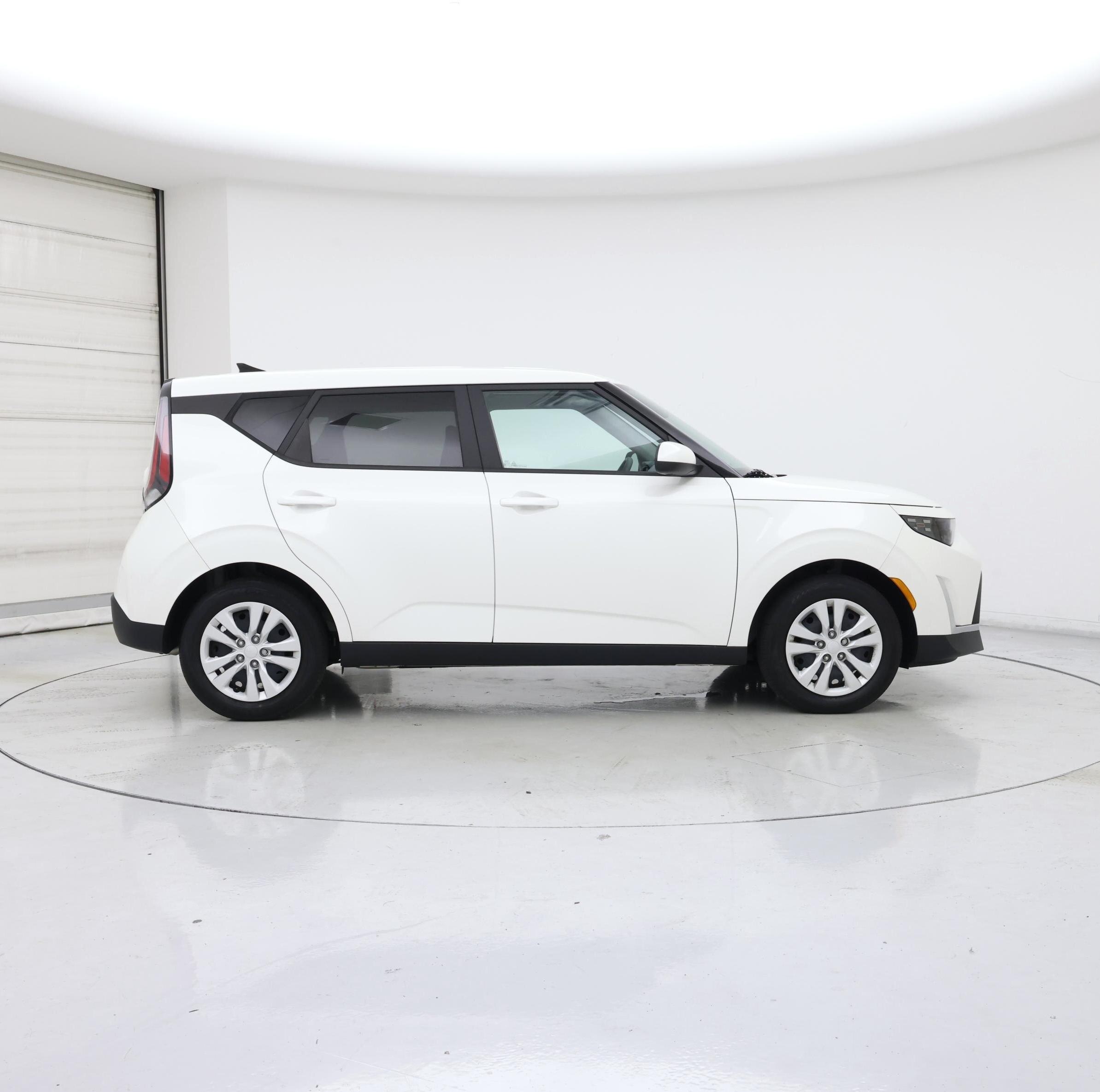 Thumbnail: 2023 Kia Soul - 7