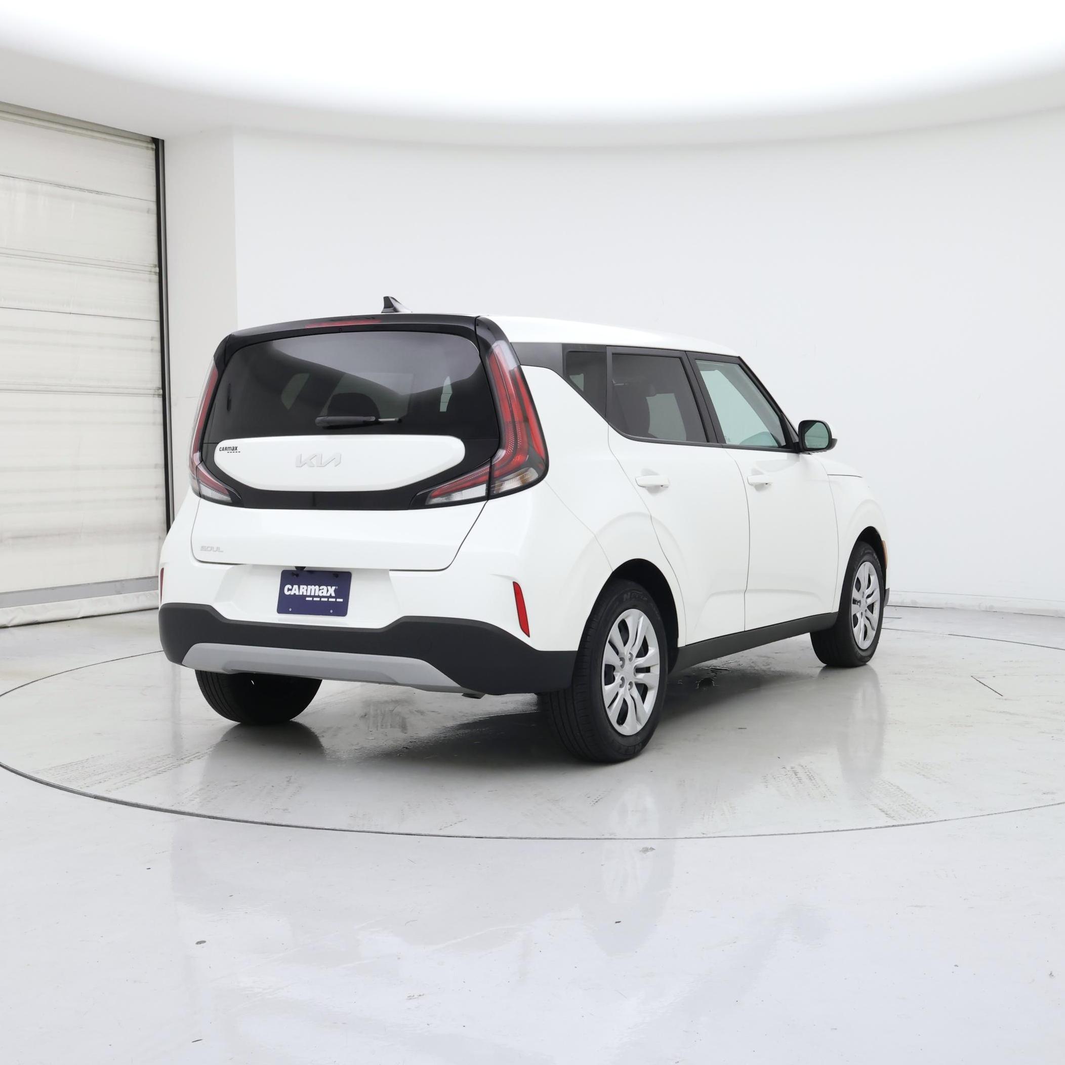 Thumbnail: 2023 Kia Soul - 8