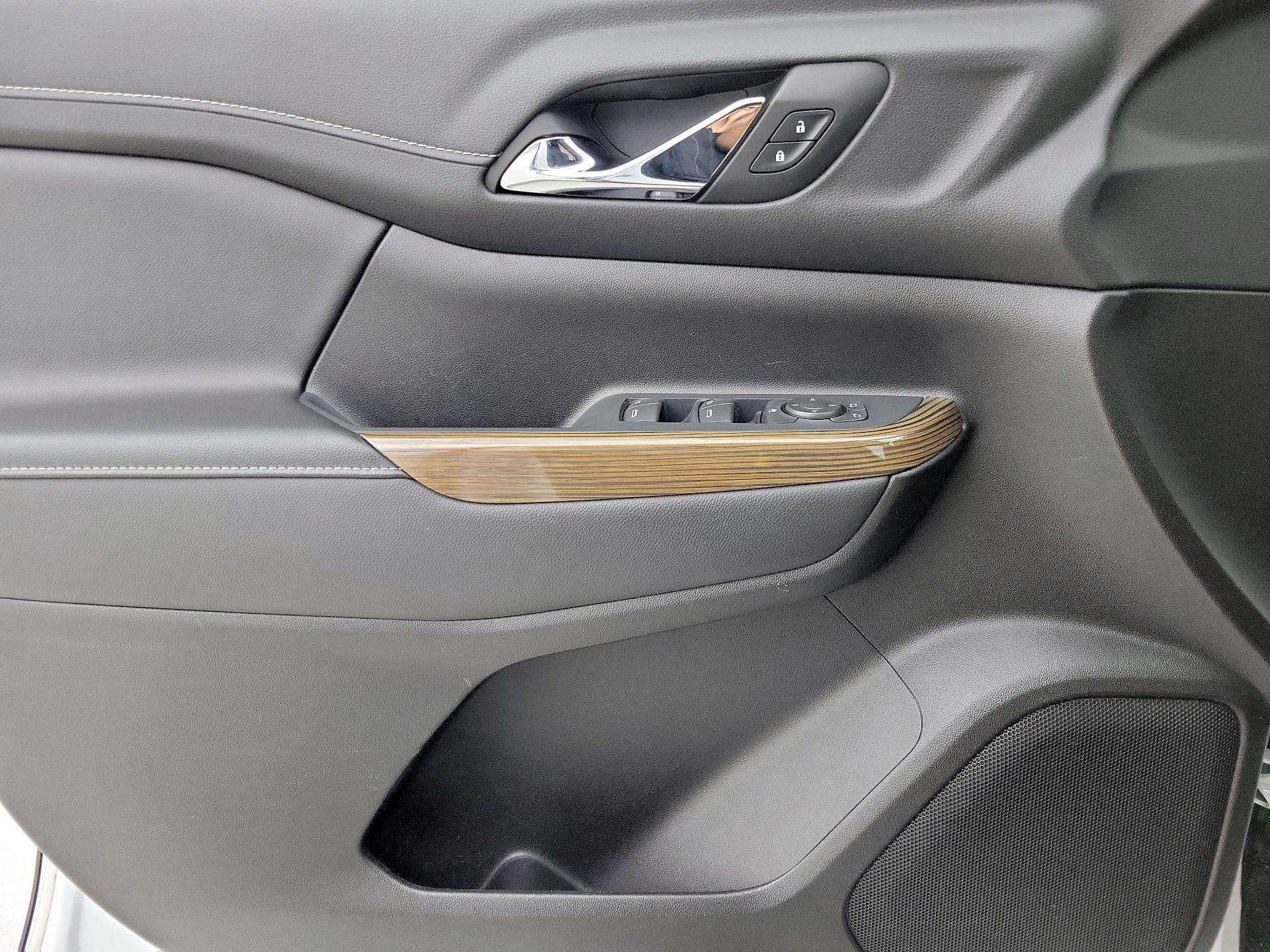Thumbnail: 2023 GMC Acadia - 12