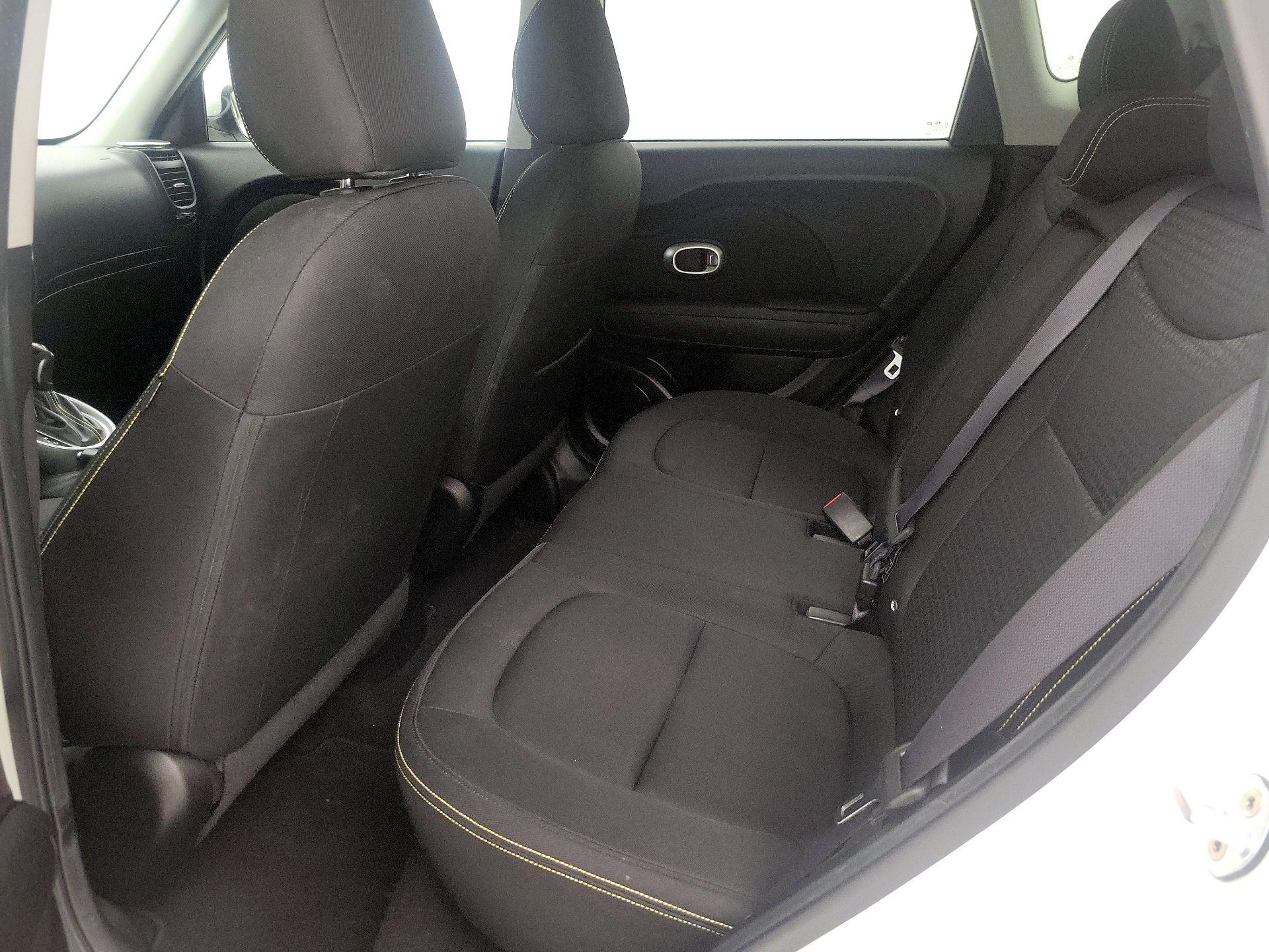 Thumbnail: 2016 Kia Soul - 19