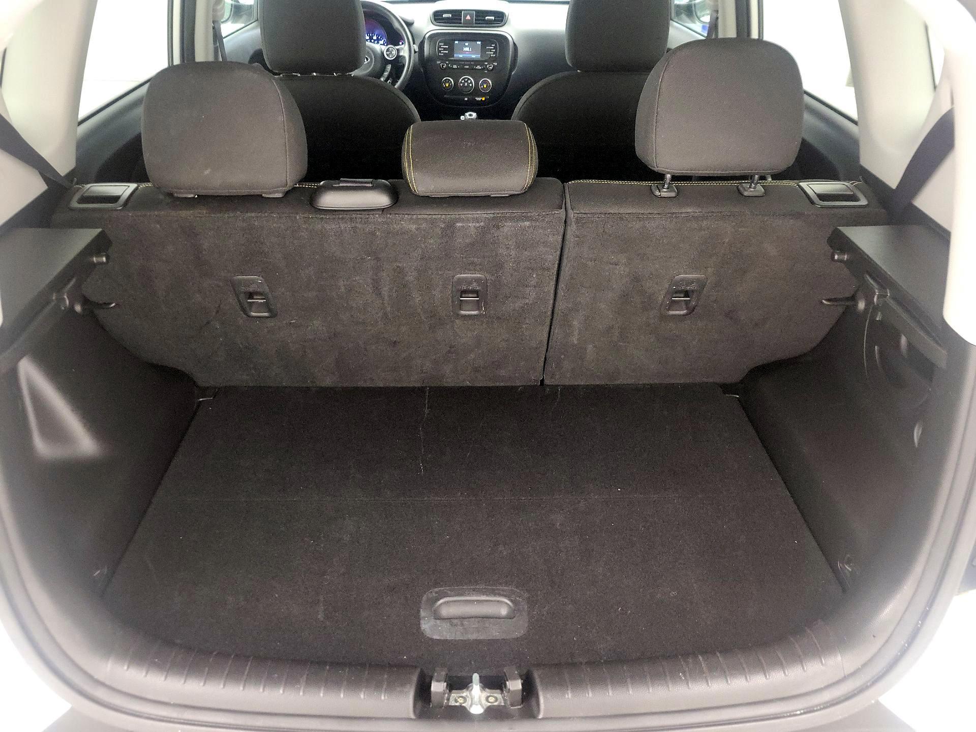 Thumbnail: 2016 Kia Soul - 20