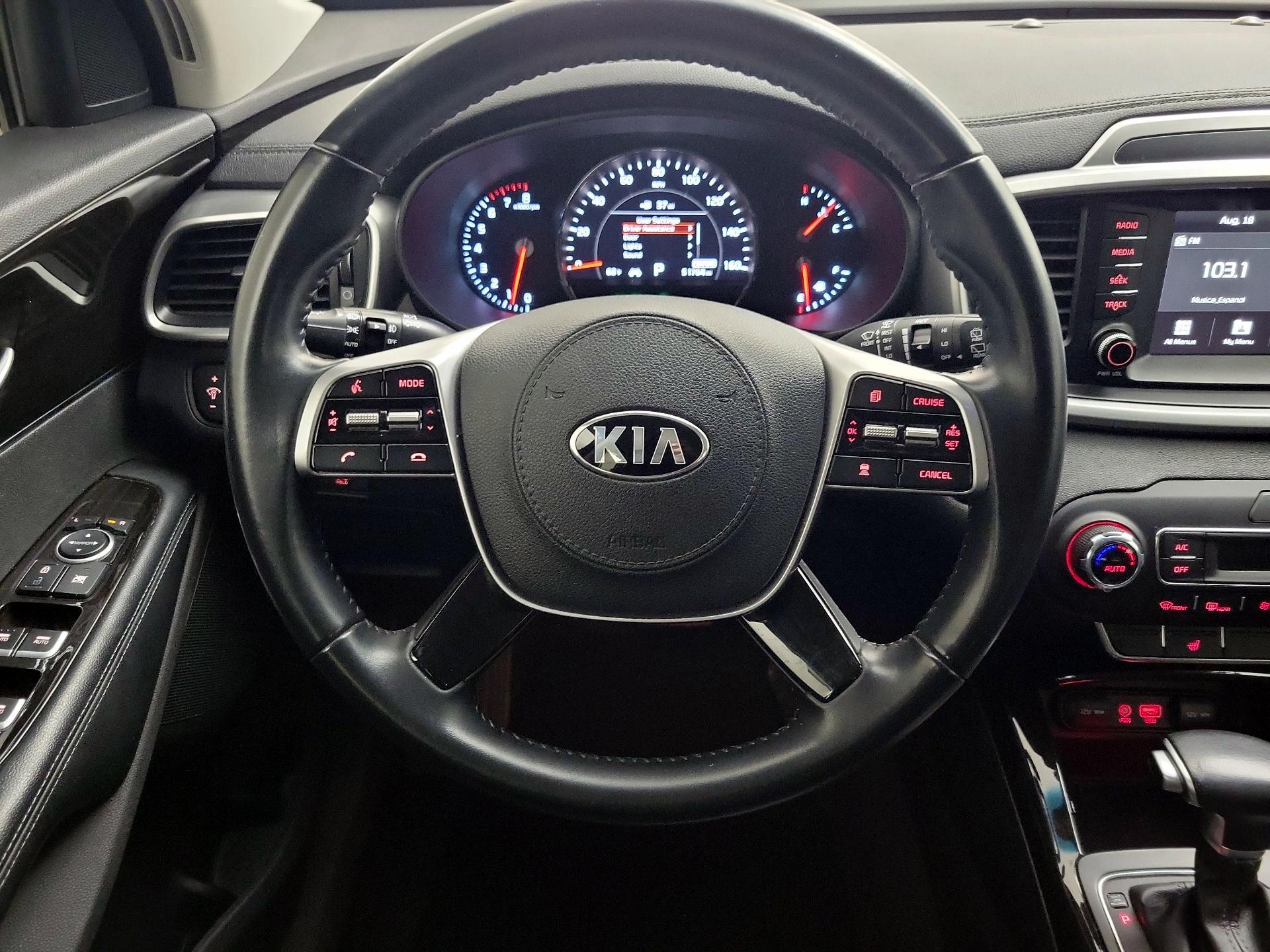 Thumbnail: 2020 Kia Sorento - 10