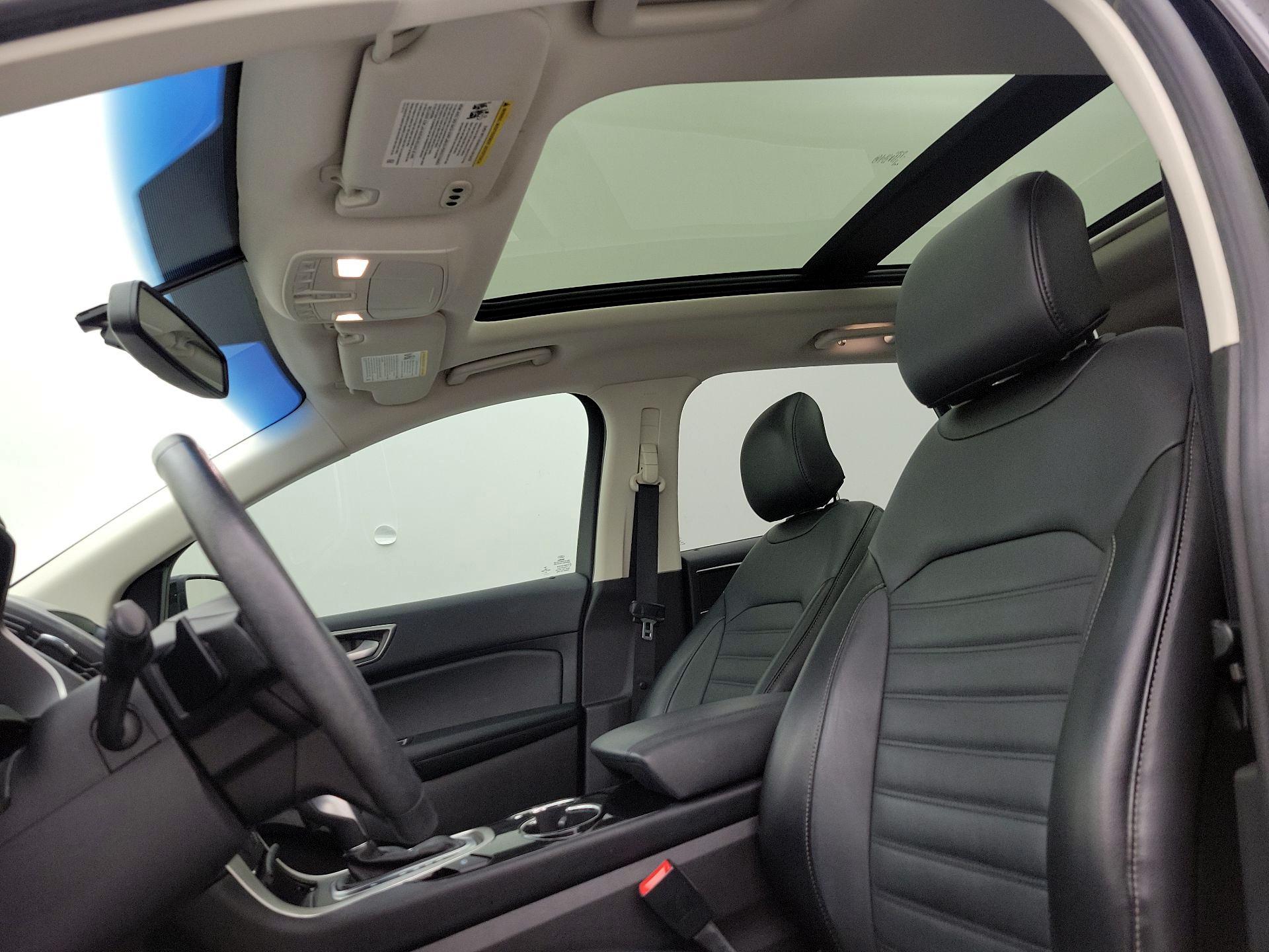Thumbnail: 2017 Ford Edge - 20