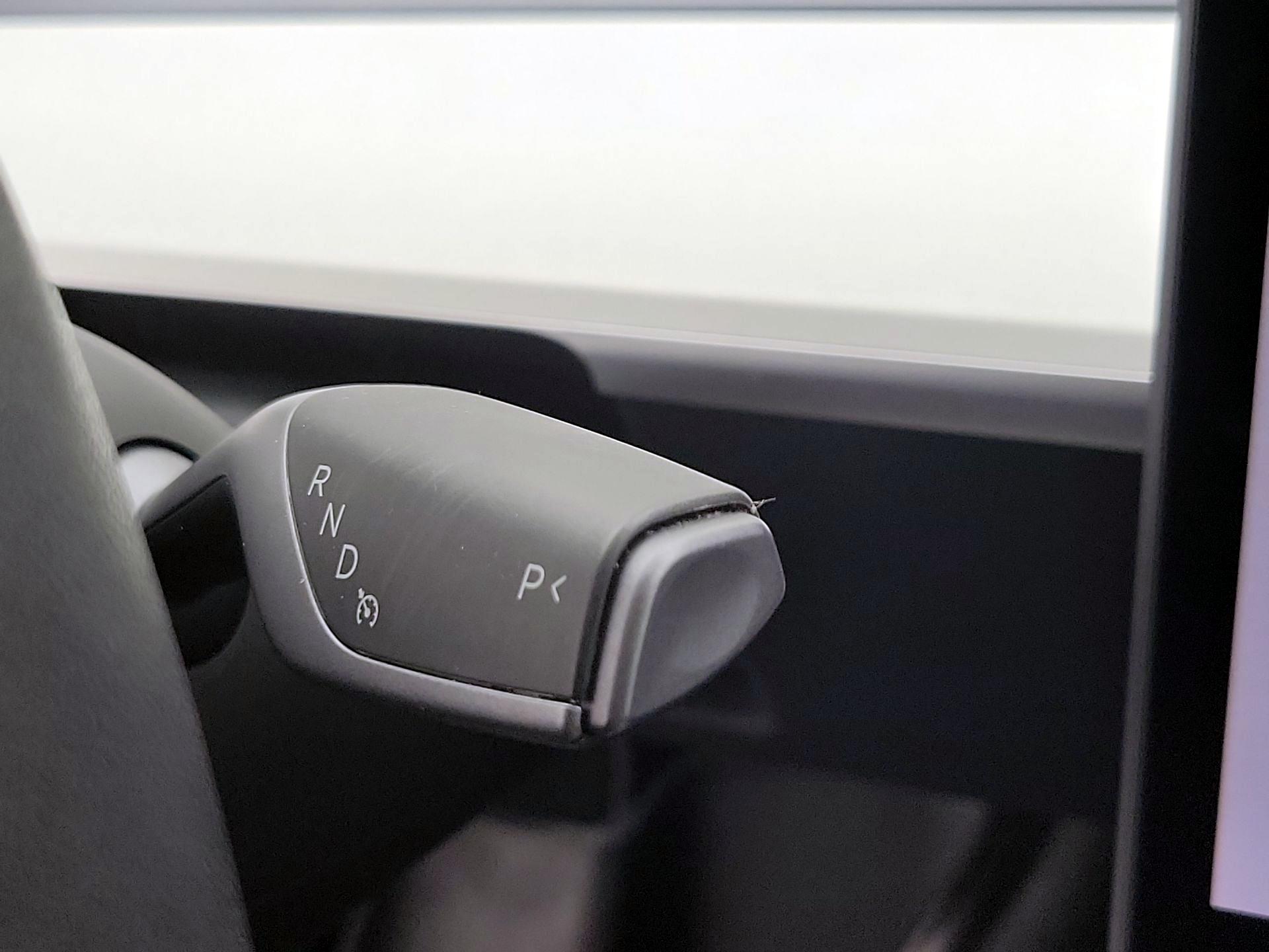 Thumbnail: 2023 Tesla Model Y - 17