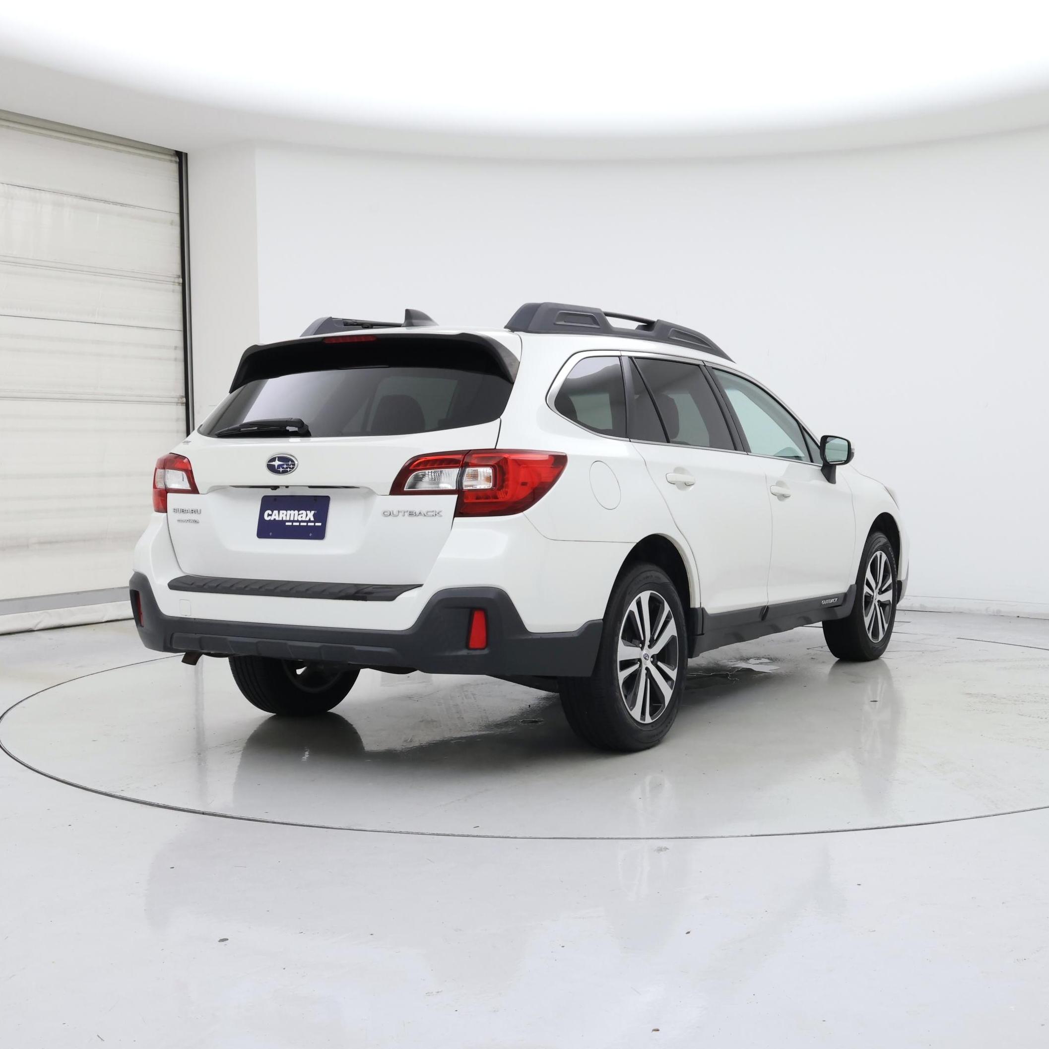 Thumbnail: 2018 Subaru Outback - 8