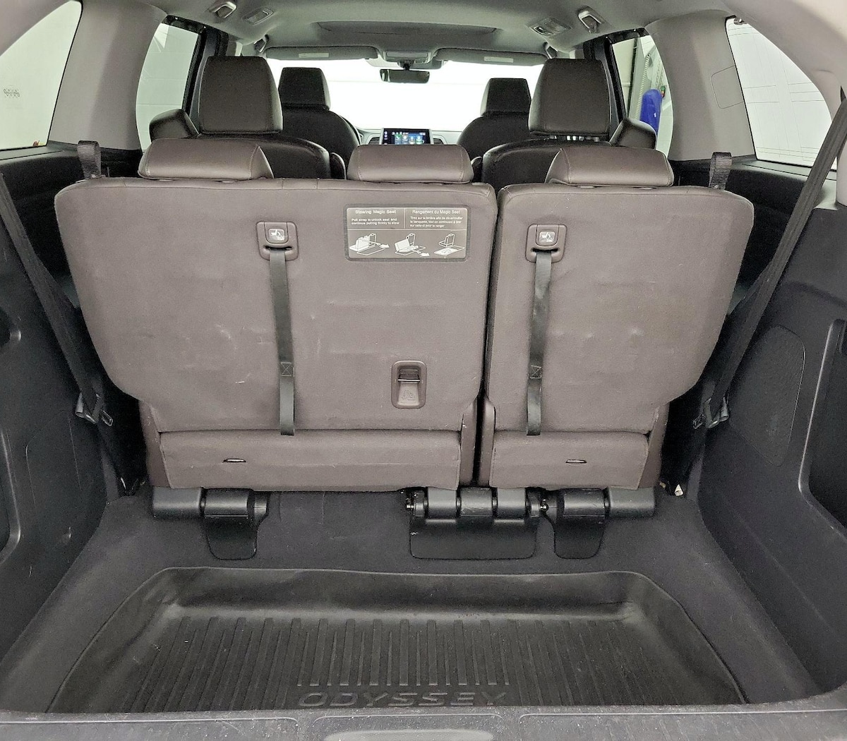 Trunk/Cargo (Seats Up)