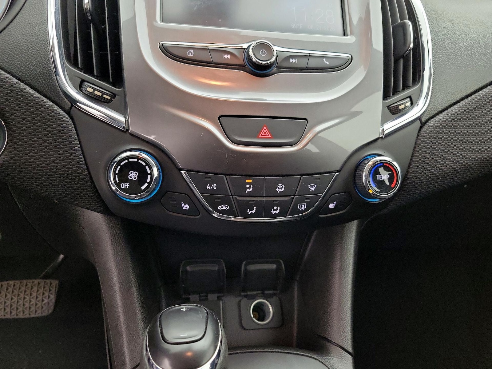 2016 Chevrolet Cruze LT - Photo 17