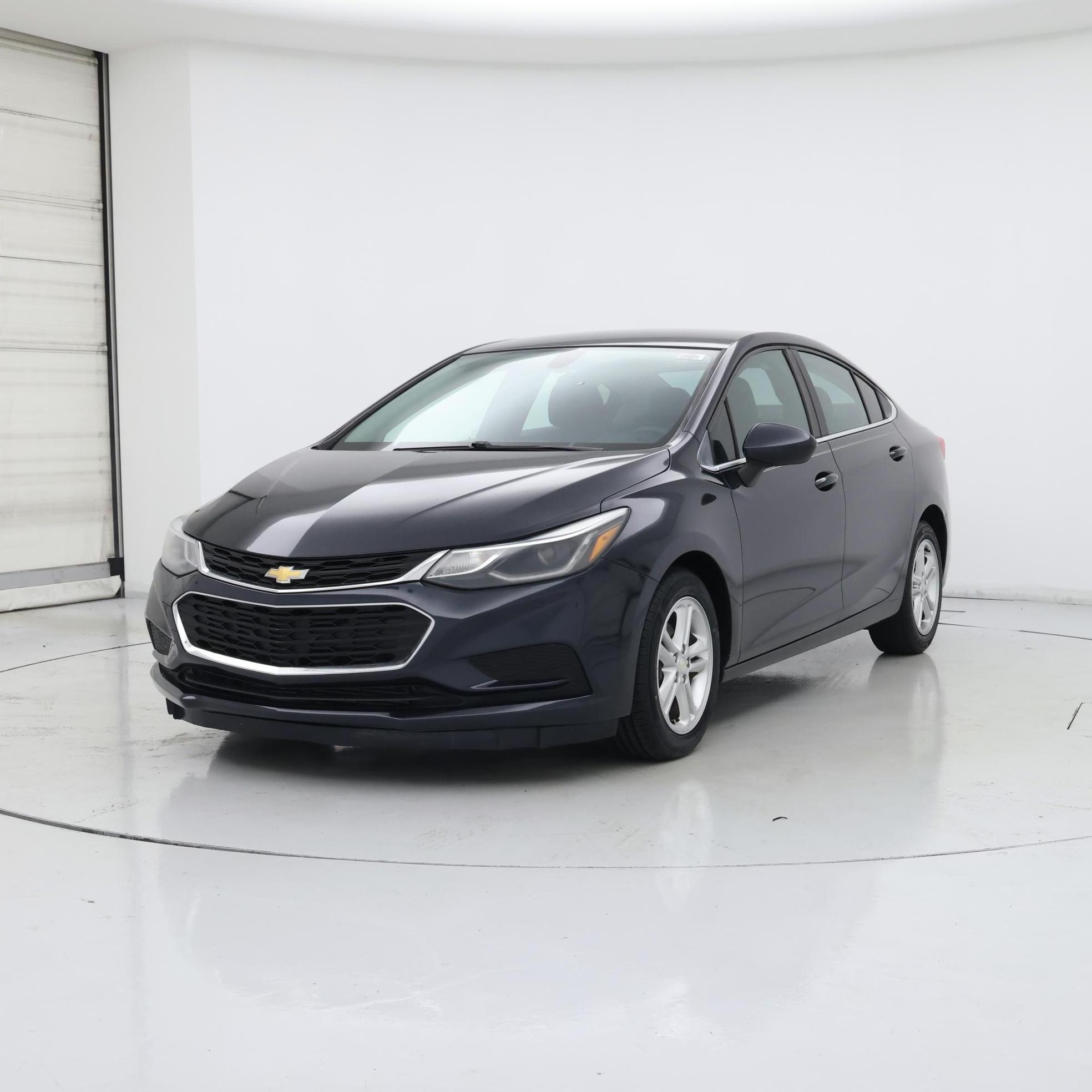 Thumbnail: 2016 Chevrolet Cruze - 4