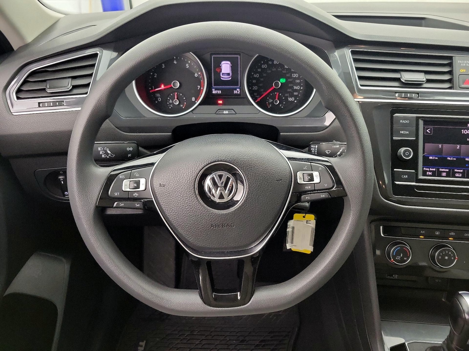 2019 Volkswagen Tiguan S - Photo 11