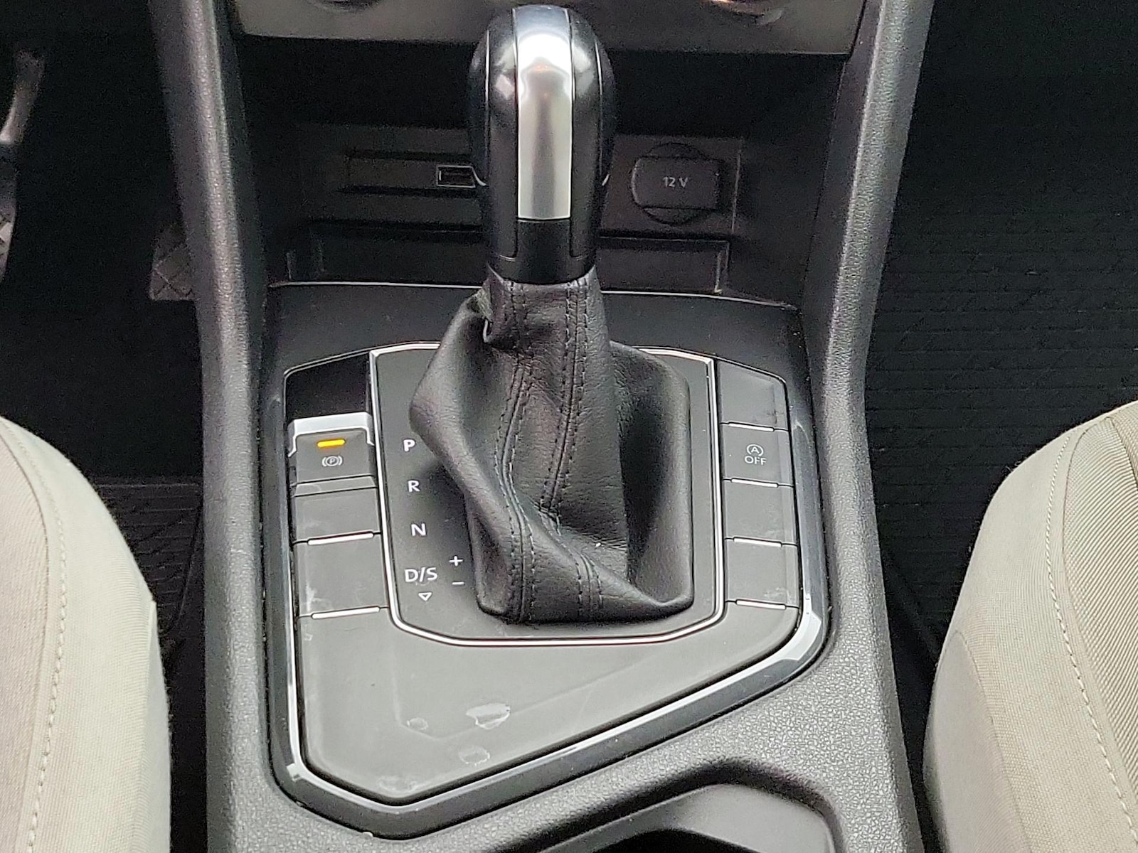2019 Volkswagen Tiguan S - Photo 18