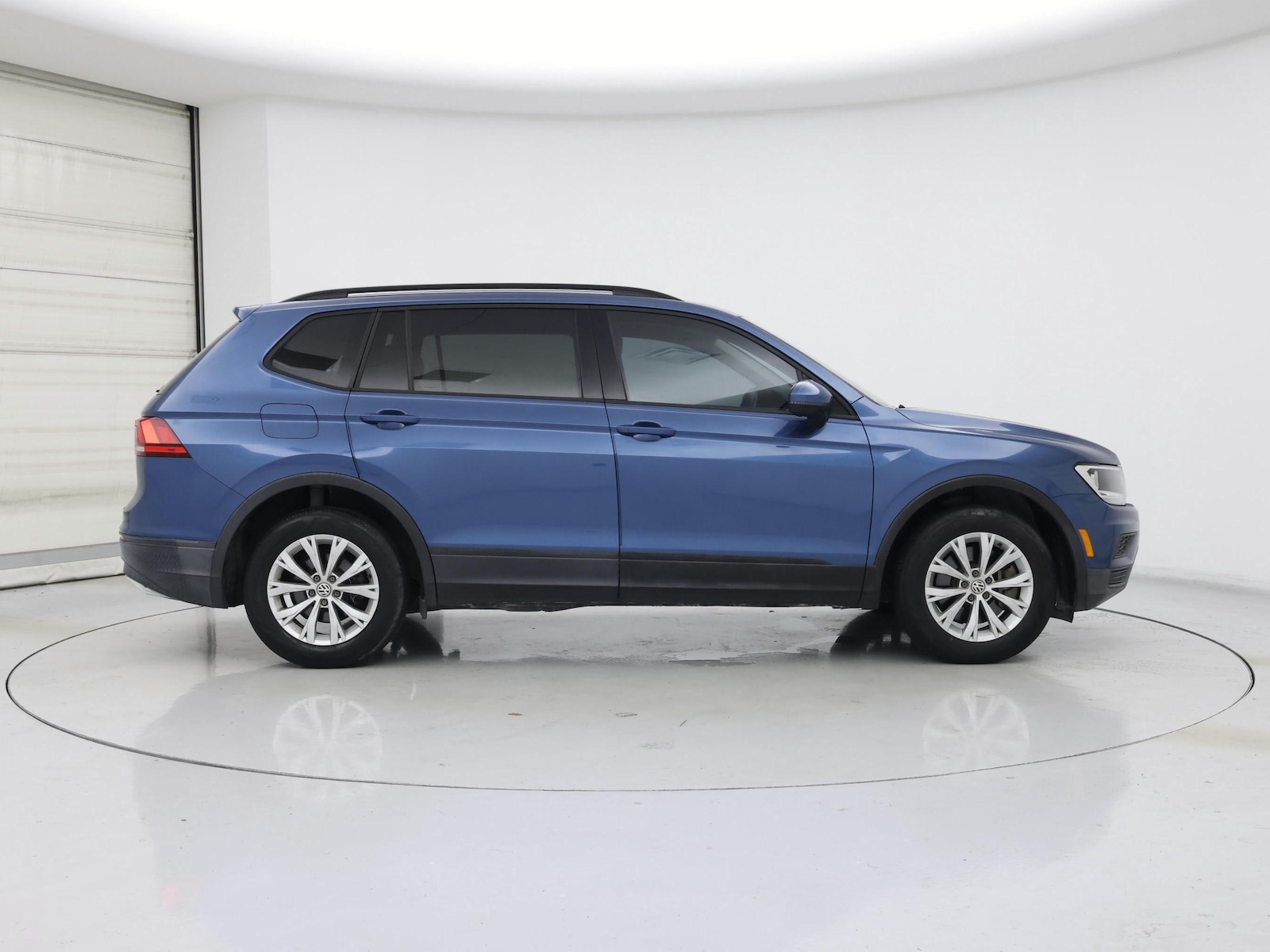 2019 Volkswagen Tiguan S - Photo 8