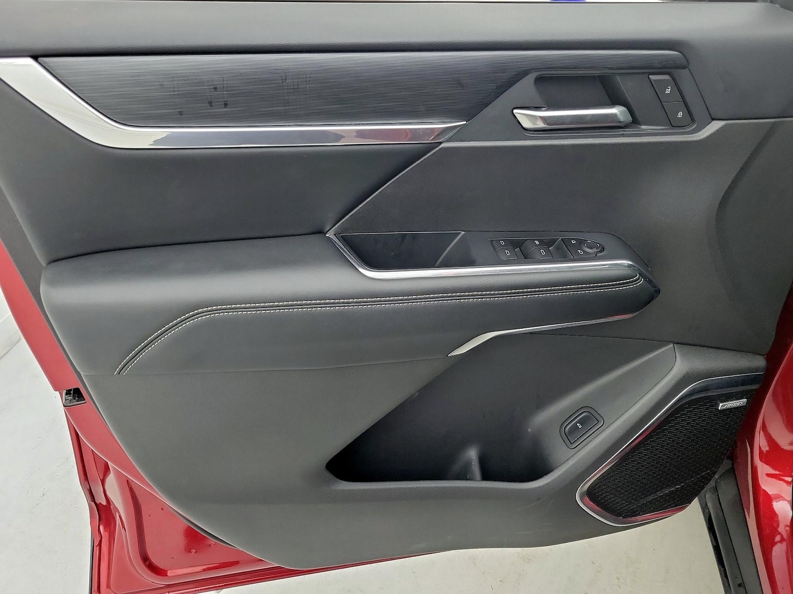2025 GMC Acadia Elevation - Photo 13