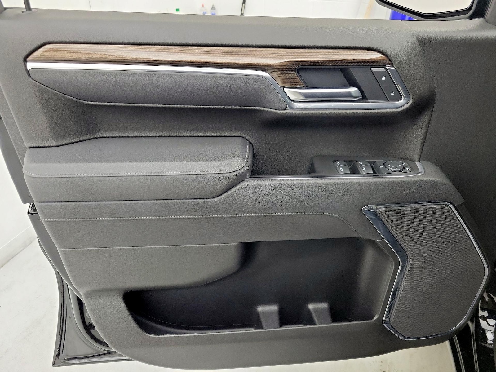 2025 Chevrolet Silverado 1500 LT Trail Boss - Photo 13
