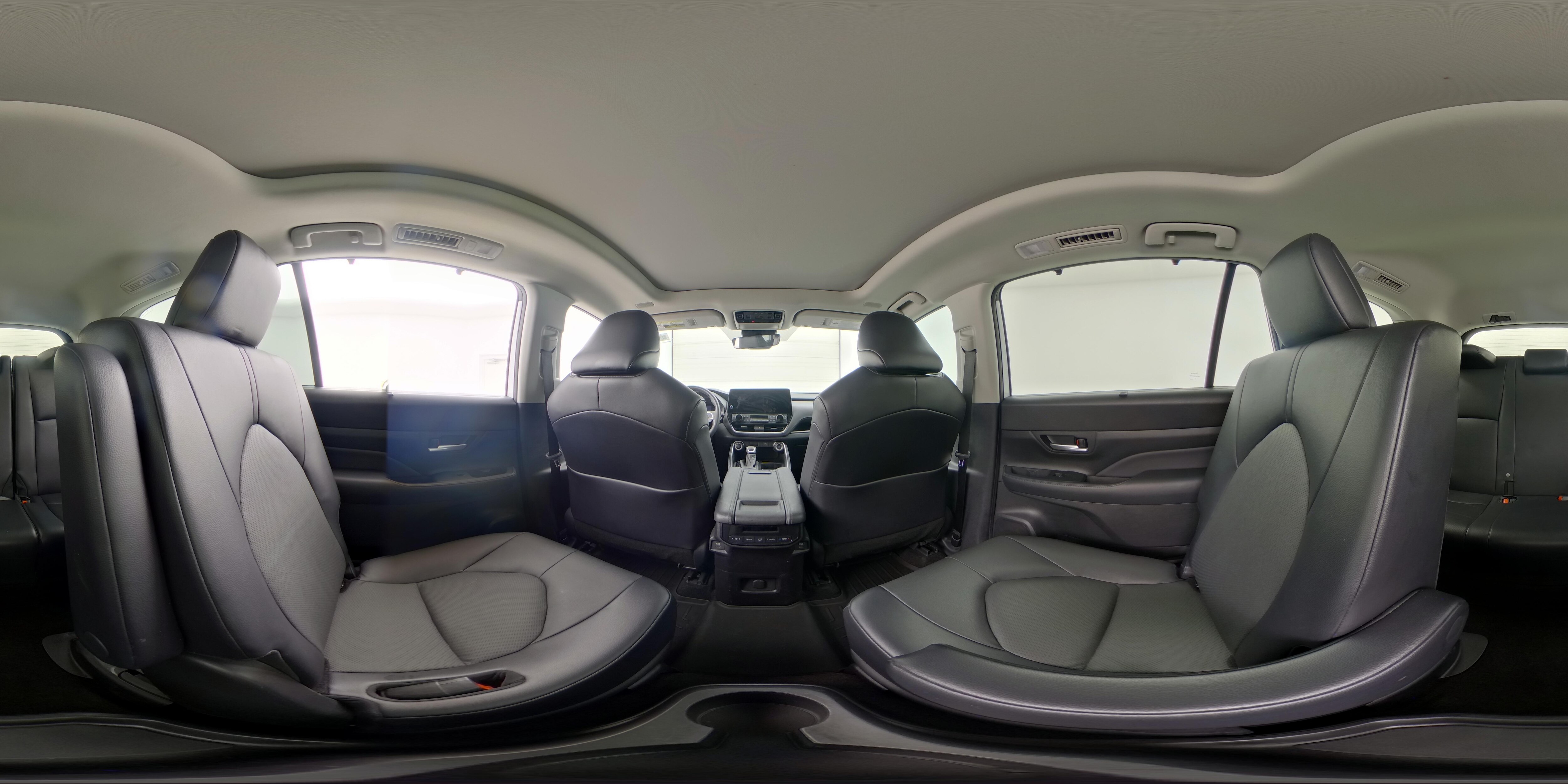 2024 Toyota Grand Highlander XLE - Photo 28