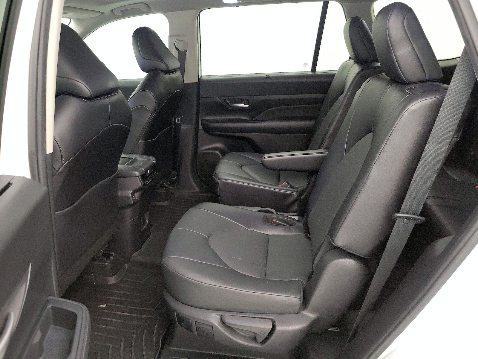 2024 Toyota Grand Highlander XLE - Photo 21