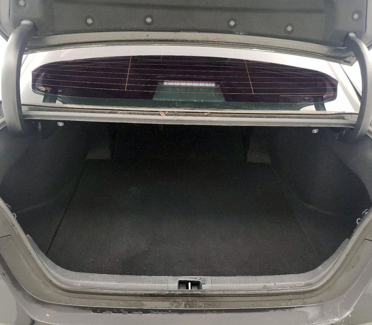 Trunk/Cargo (Seats Up)