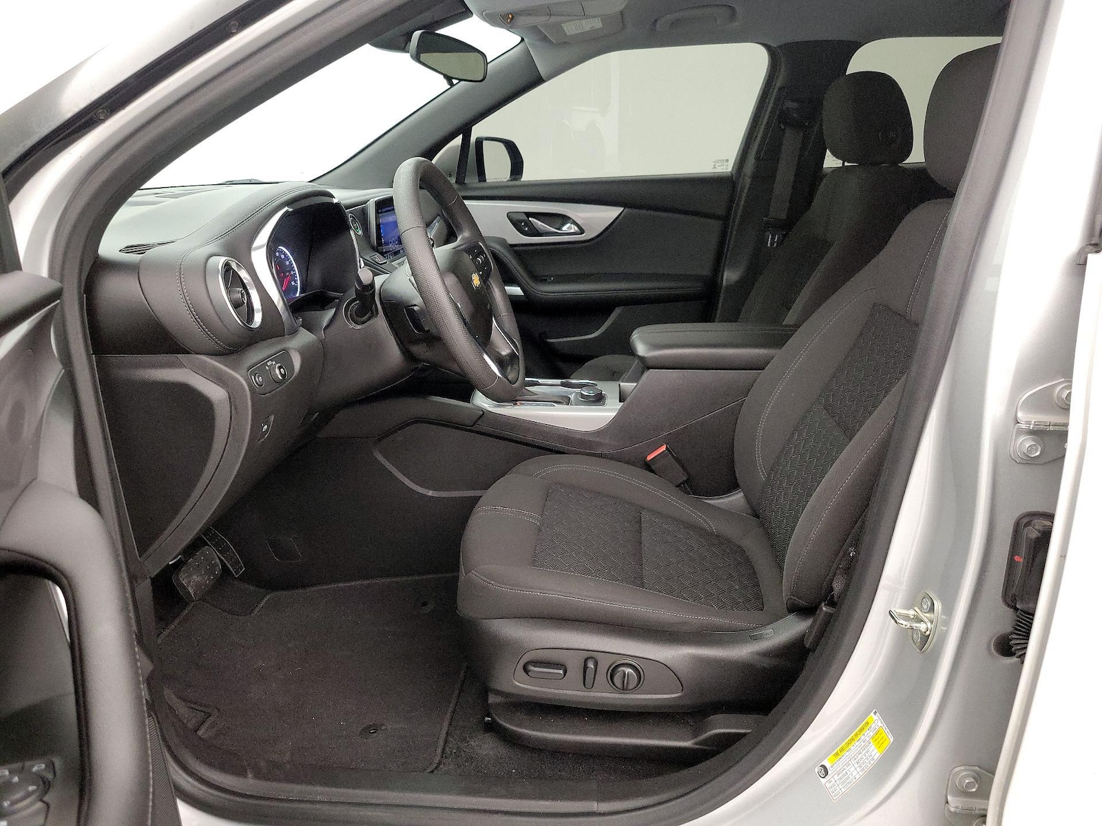 Power Seat(s) & Side Airbags
