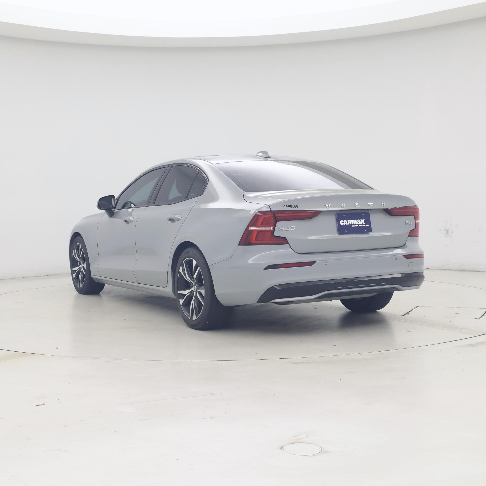 Thumbnail: 2024 Volvo S60 - 2