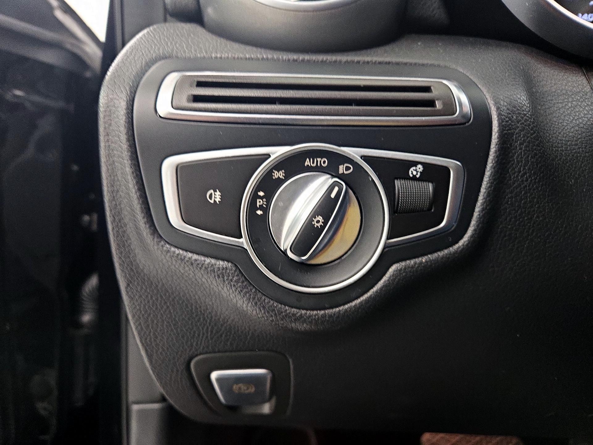 Thumbnail: 2019 Mercedes-Benz C-Class - 13