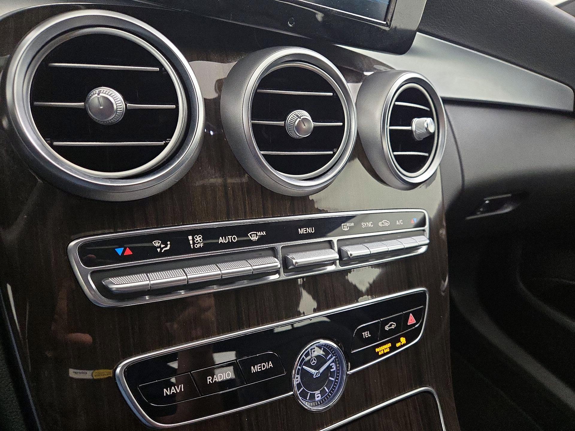 Thumbnail: 2019 Mercedes-Benz C-Class - 16