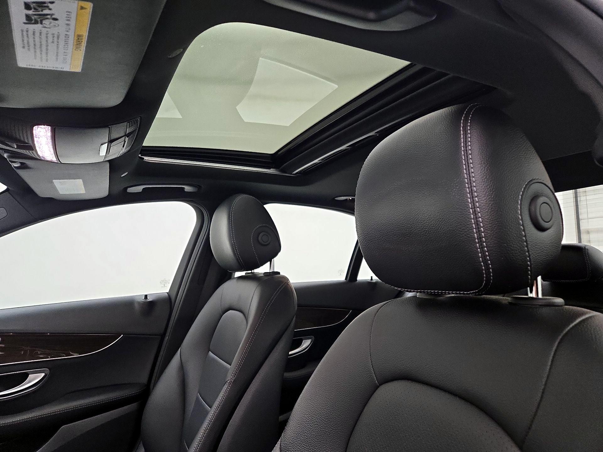 Thumbnail: 2019 Mercedes-Benz C-Class - 19