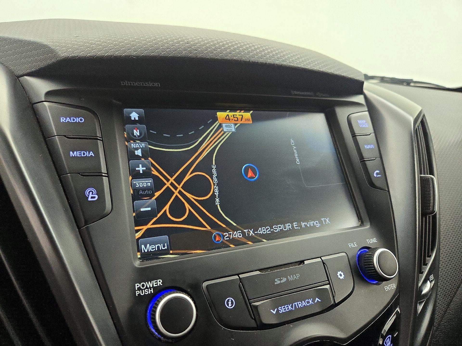 Thumbnail: 2016 Hyundai Veloster - 14