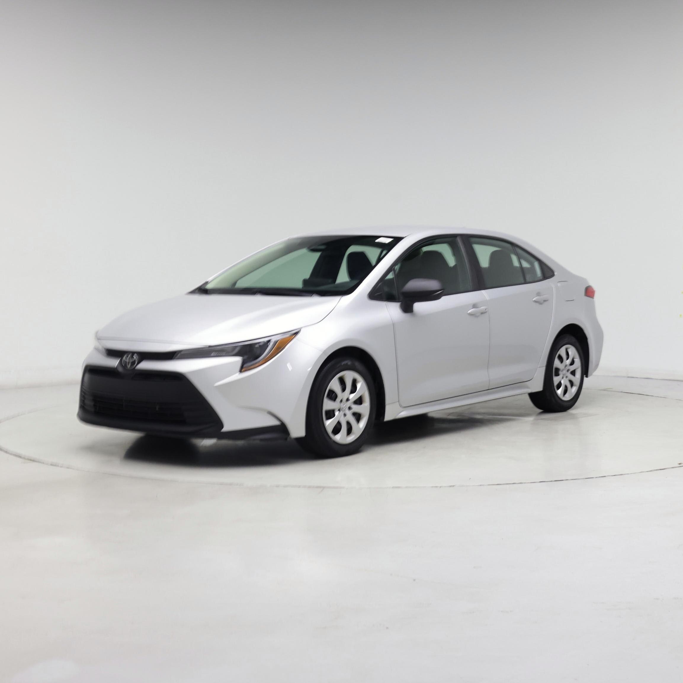 Thumbnail: 2023 Toyota Corolla - 4