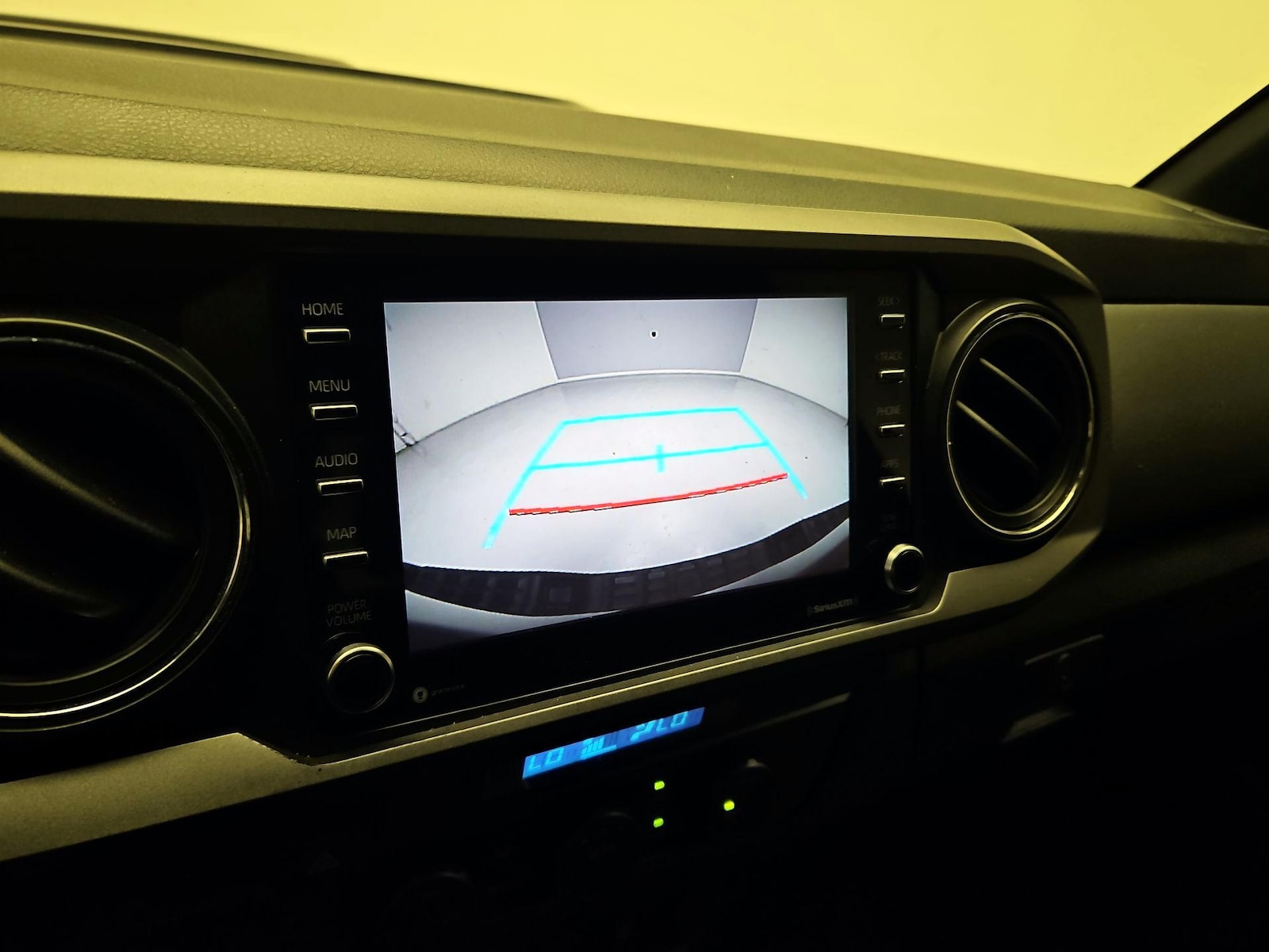 2023 Toyota Tacoma TRD Sport - Photo 15