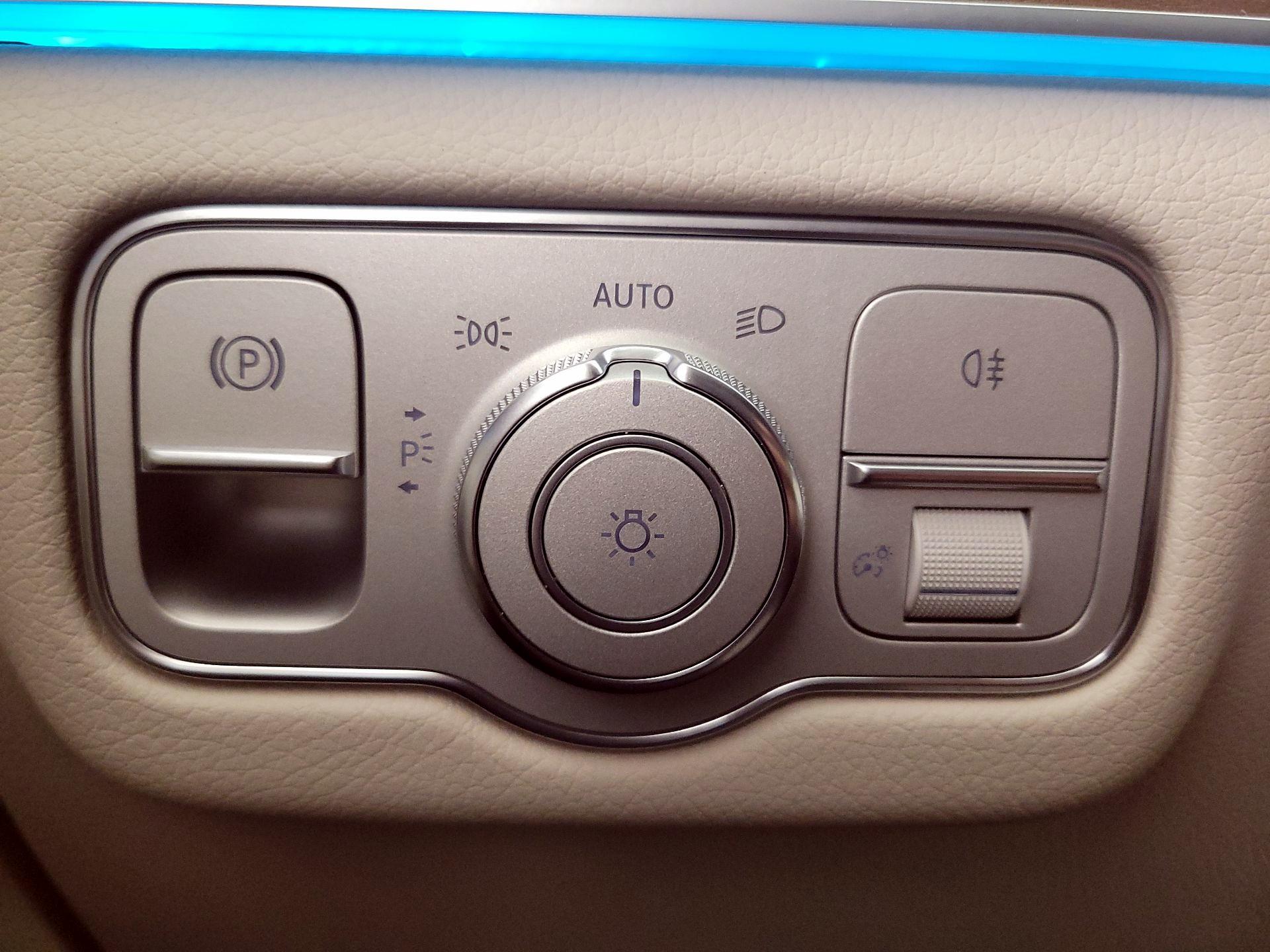 Thumbnail: 2023 Mercedes-Benz GLE - 13