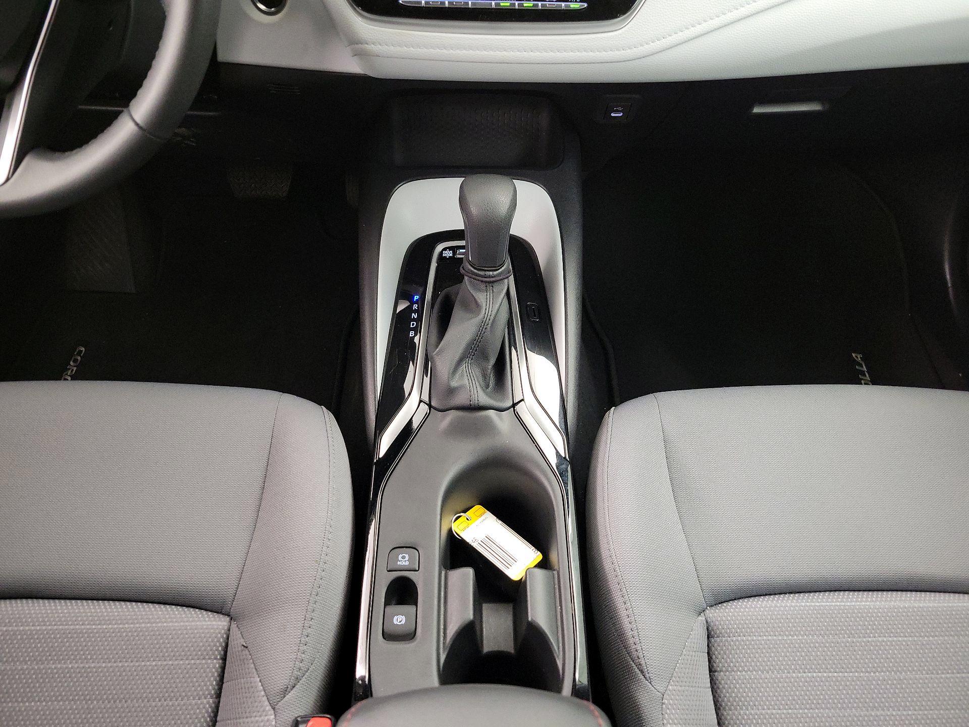 Thumbnail: 2025 Toyota Corolla - 17