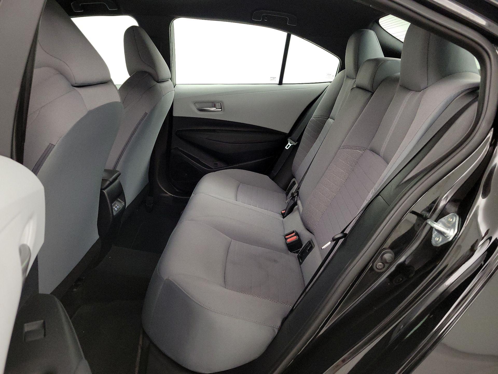 Thumbnail: 2025 Toyota Corolla - 18