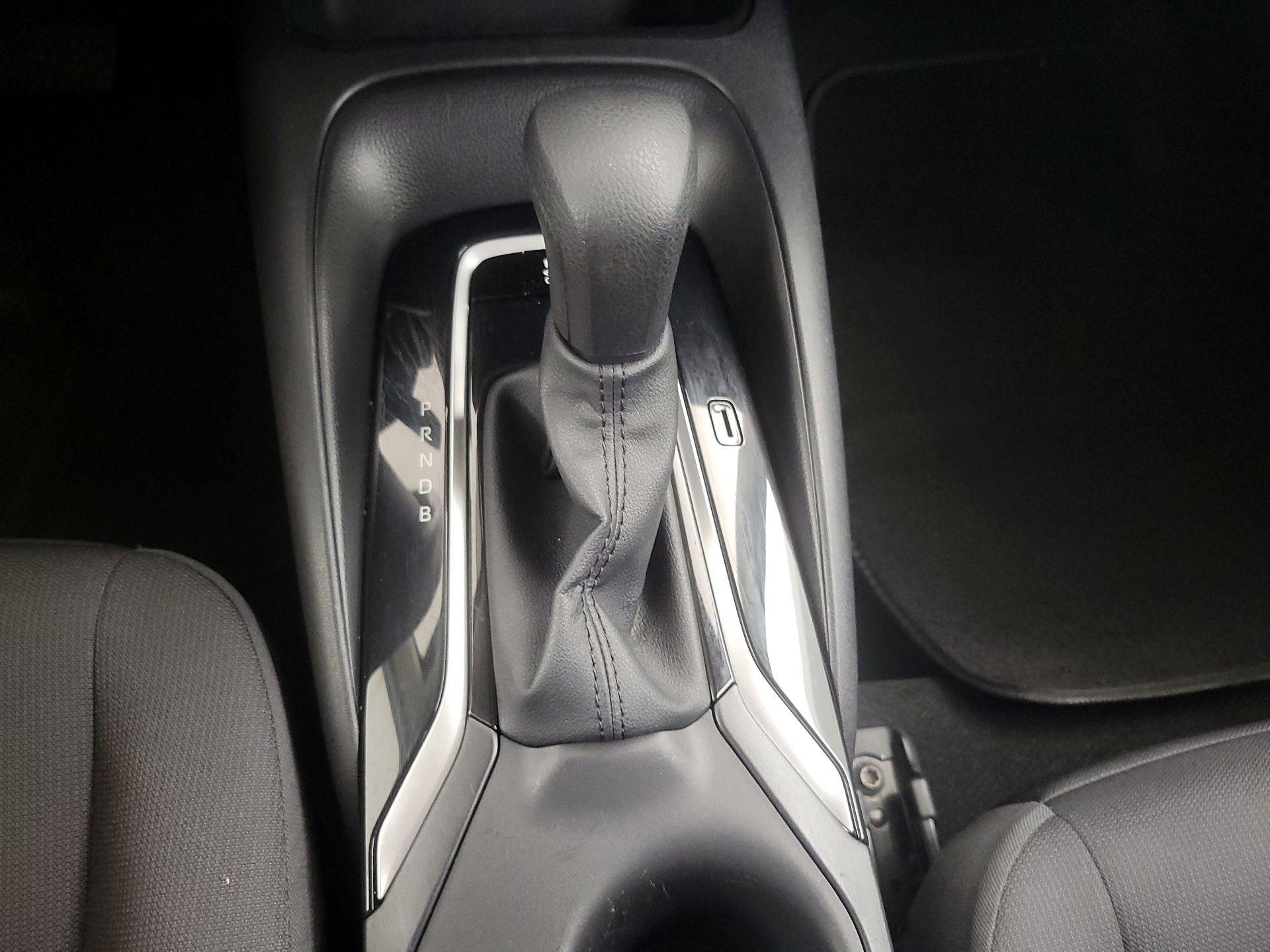 Thumbnail: 2025 Toyota Corolla - 17