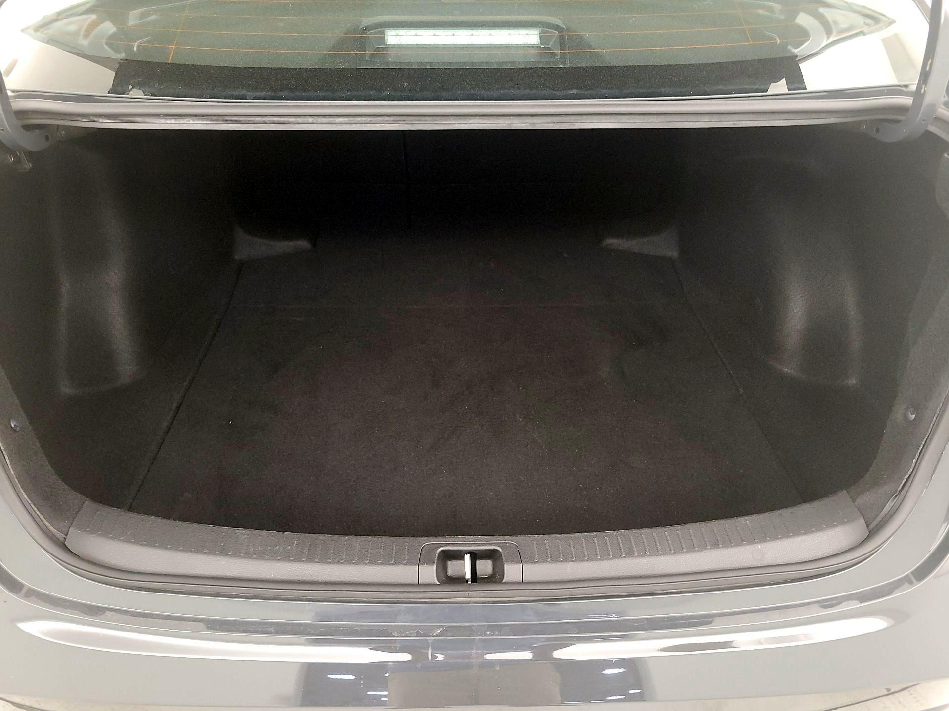 Thumbnail: 2025 Toyota Corolla - 19