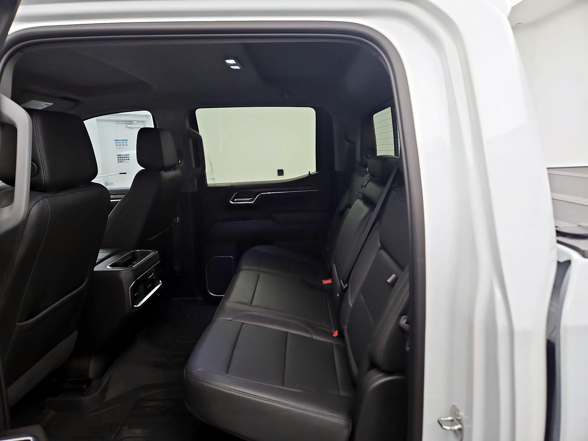 Thumbnail: 2022 GMC Sierra 1500 - 16