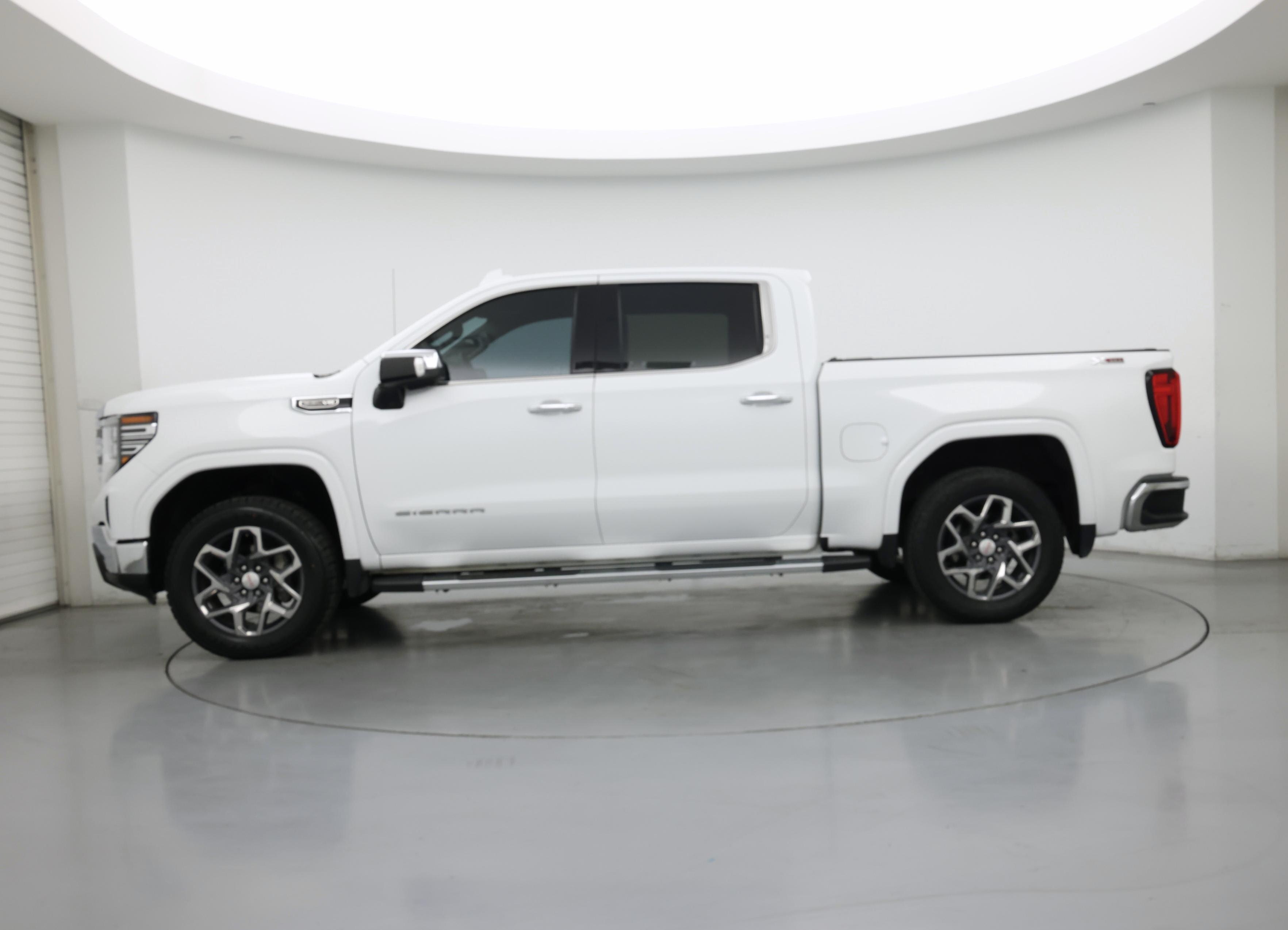 Thumbnail: 2022 GMC Sierra 1500 - 3