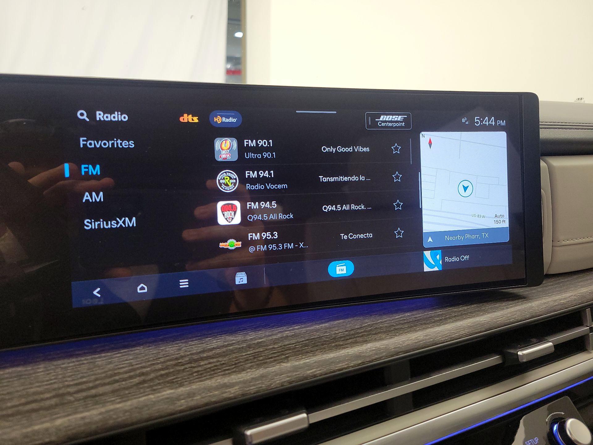 Thumbnail: 2024 Hyundai Santa Fe - 16