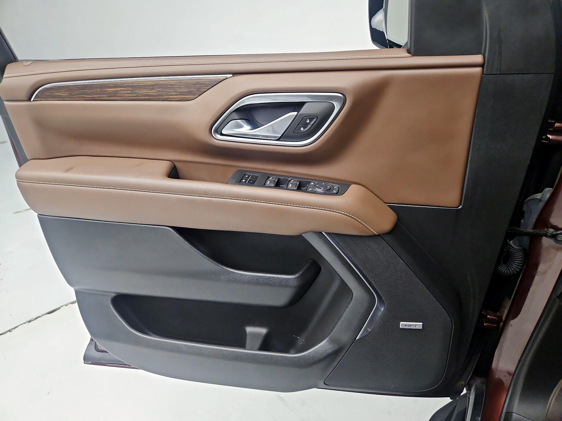 Thumbnail: 2023 Chevrolet Tahoe - 12