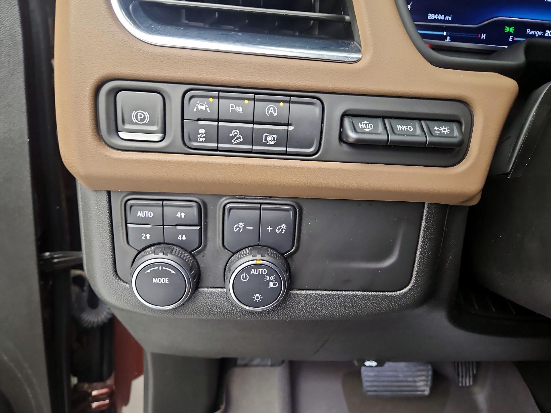 Thumbnail: 2023 Chevrolet Tahoe - 13