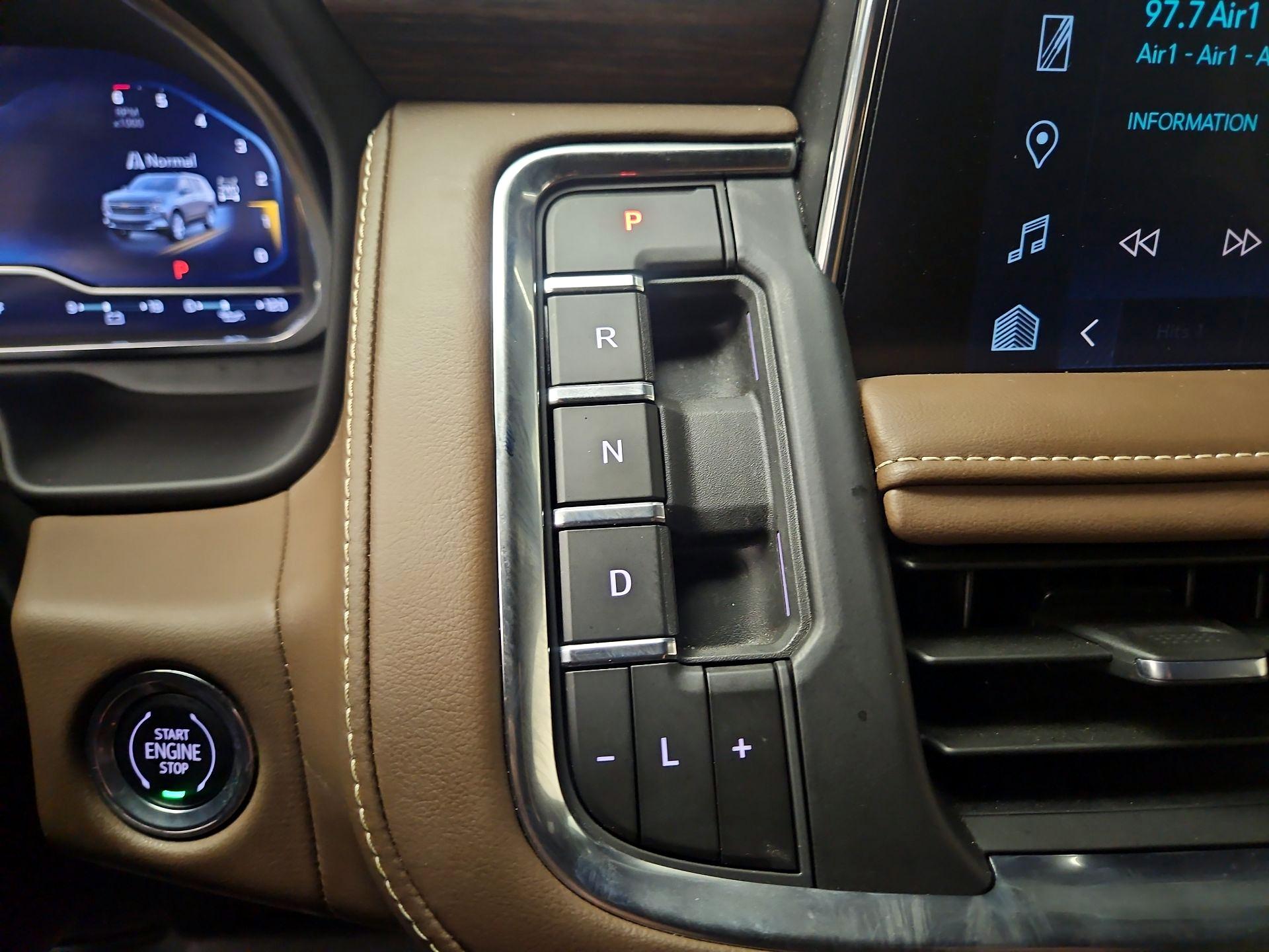 Thumbnail: 2023 Chevrolet Tahoe - 17