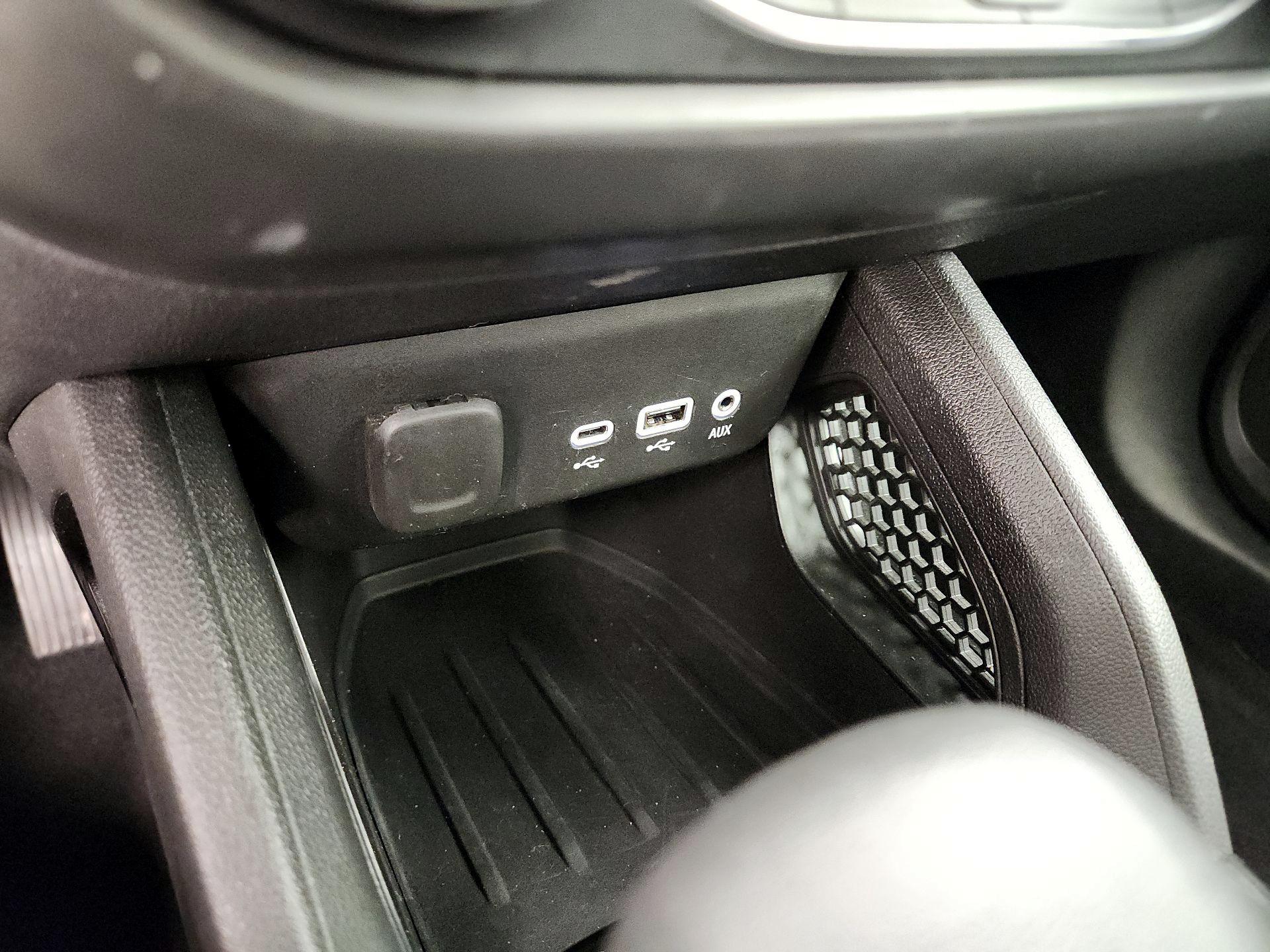 Thumbnail: 2021 Chevrolet TrailBlazer - 19